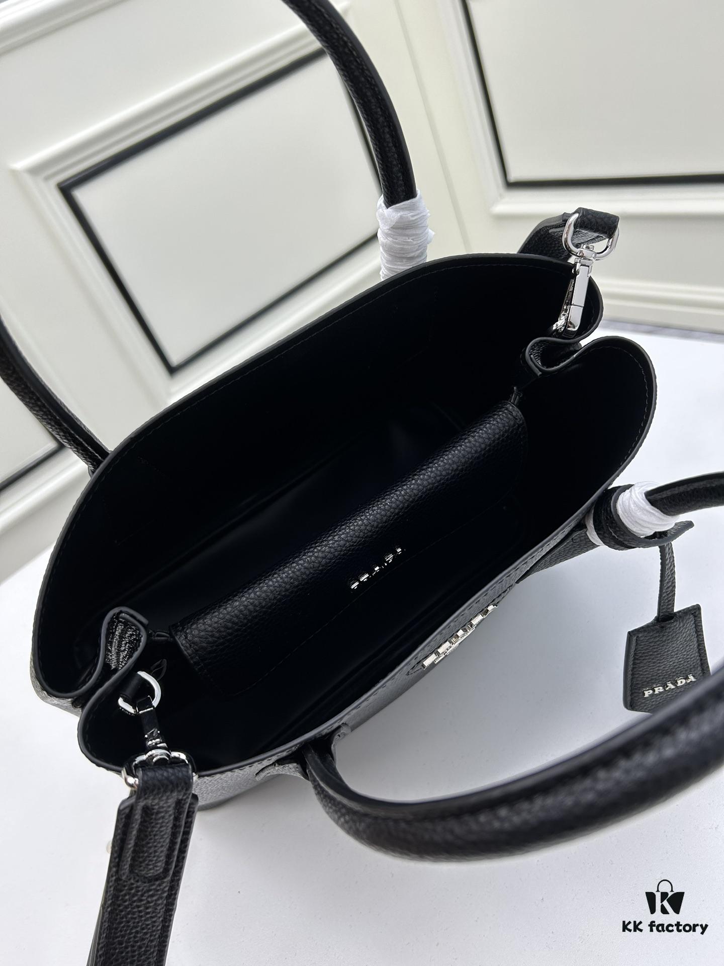 Upgraded Large Size 🌹 PRADA PRADA New Counter Style (Large Version) Fine Pebbled Texture Arrived