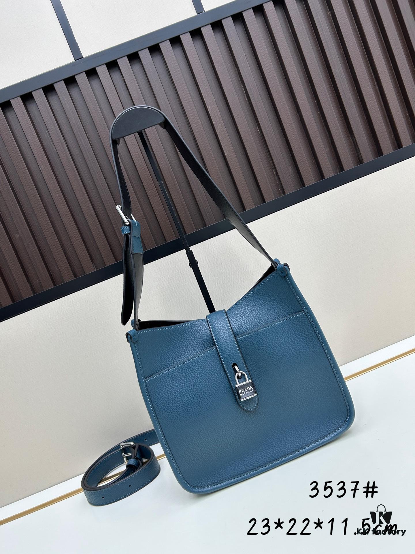 Exclusive Launch - High-Quality Lock Bag [Celebration] Trending Worldwide 2025 Fashion New Arrival Prada Celebrity Style
