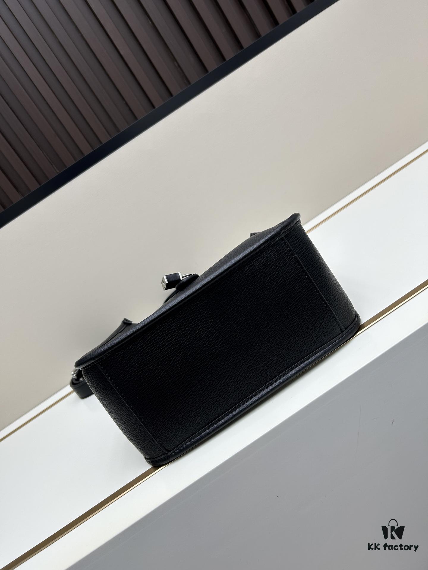 Exclusive Launch - High-Quality Prada-style Lock Bag 2025 Fashion New Arrival Celebrity Match