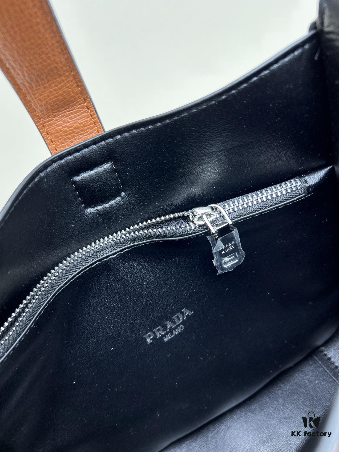 Exclusive Launch - High-Quality Prada-style Lock Bag 2025 Fashion New Arrival Celebrity Match