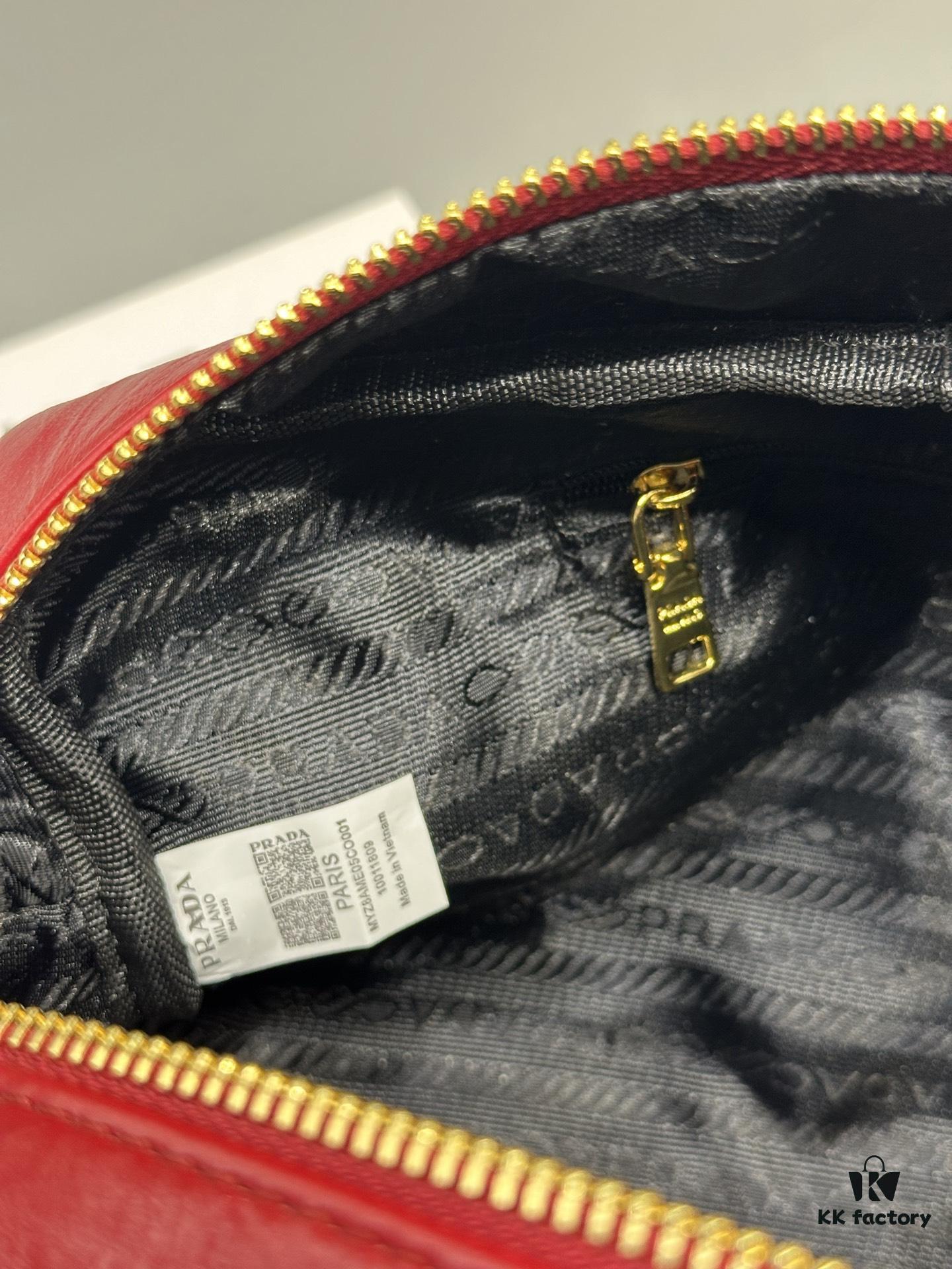 Prada New Dangle Handbag in Oil-Waxed Leather, Tote and Shoulder Bag