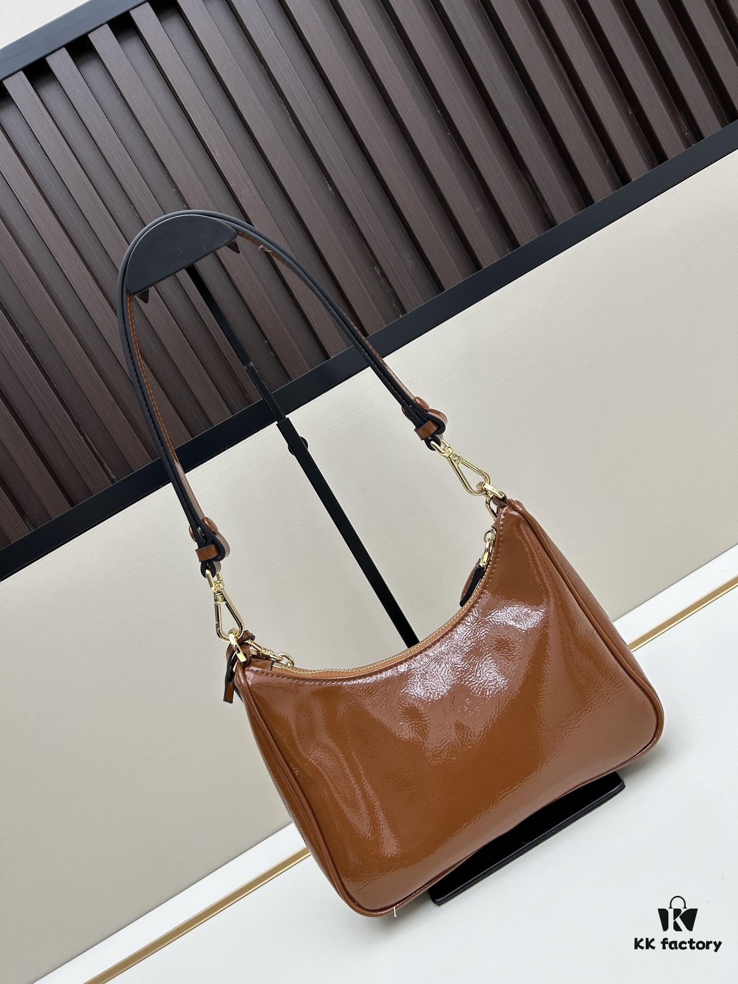 PRADA Re-Edition NaplaK Women's Shoulder or Crossbody Bag in Enamel Leather with Box 🎁