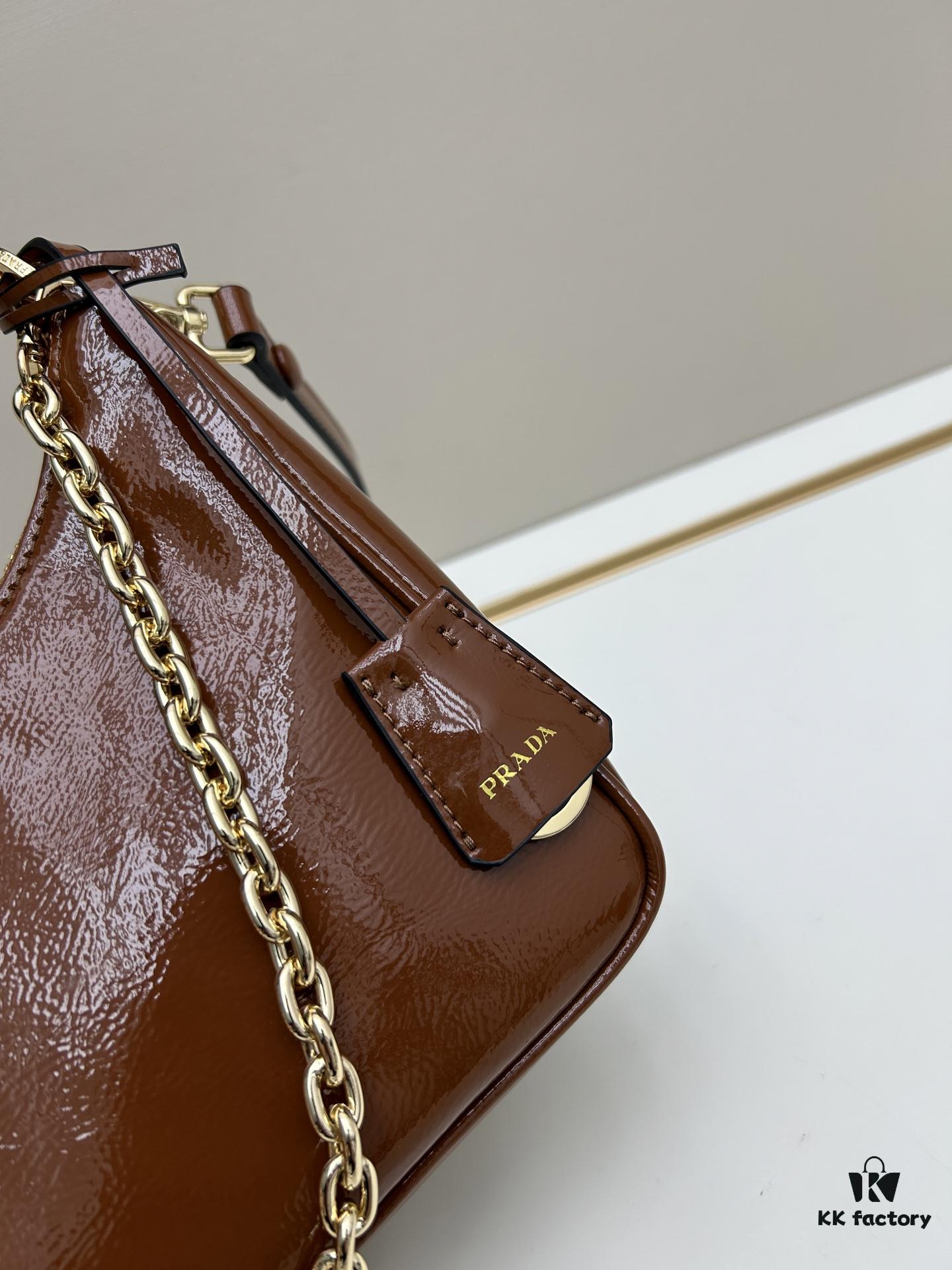 PRADA Re-Edition NaplaK Women's Shoulder or Crossbody Bag in Enamel Leather with Box 🎁