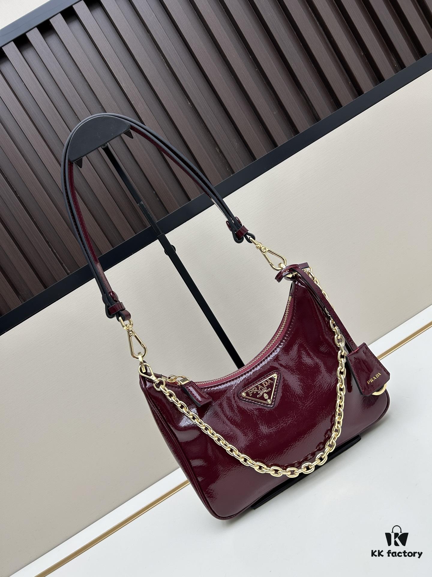 PRADA Re-Edition NaplaK Women's Shoulder or Crossbody Bag in Enamel Leather with Box 🎁