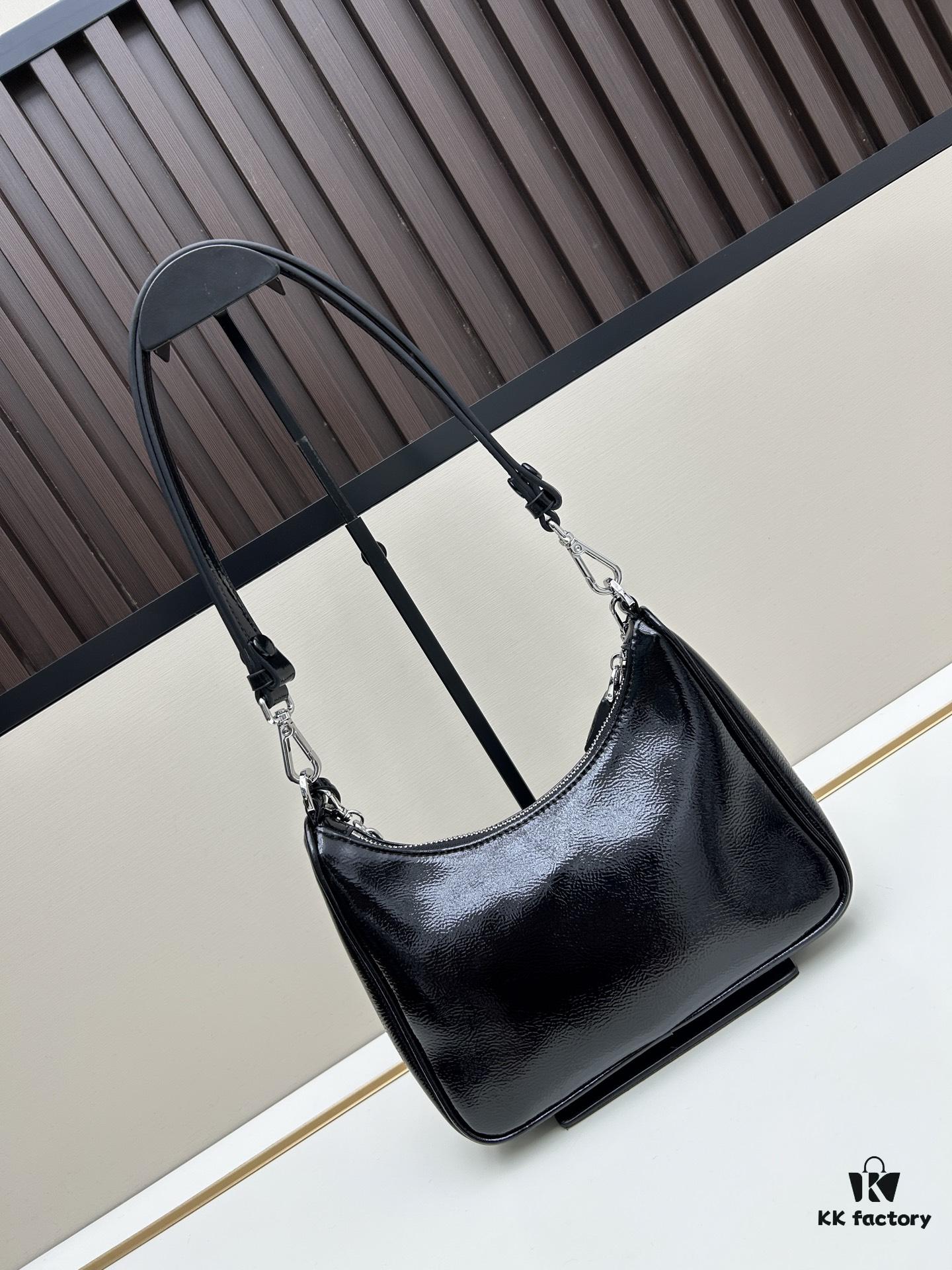 PRADA Re-Edition NaplaK Women's Shoulder or Crossbody Bag in Enamel Leather with Box 🎁