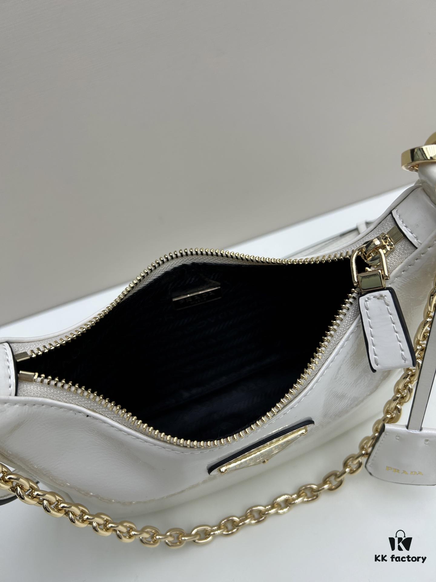 PRADA Re-Edition NaplaK Women's Shoulder or Crossbody Bag in Enamel-Finished Calfskin with Box 🎁