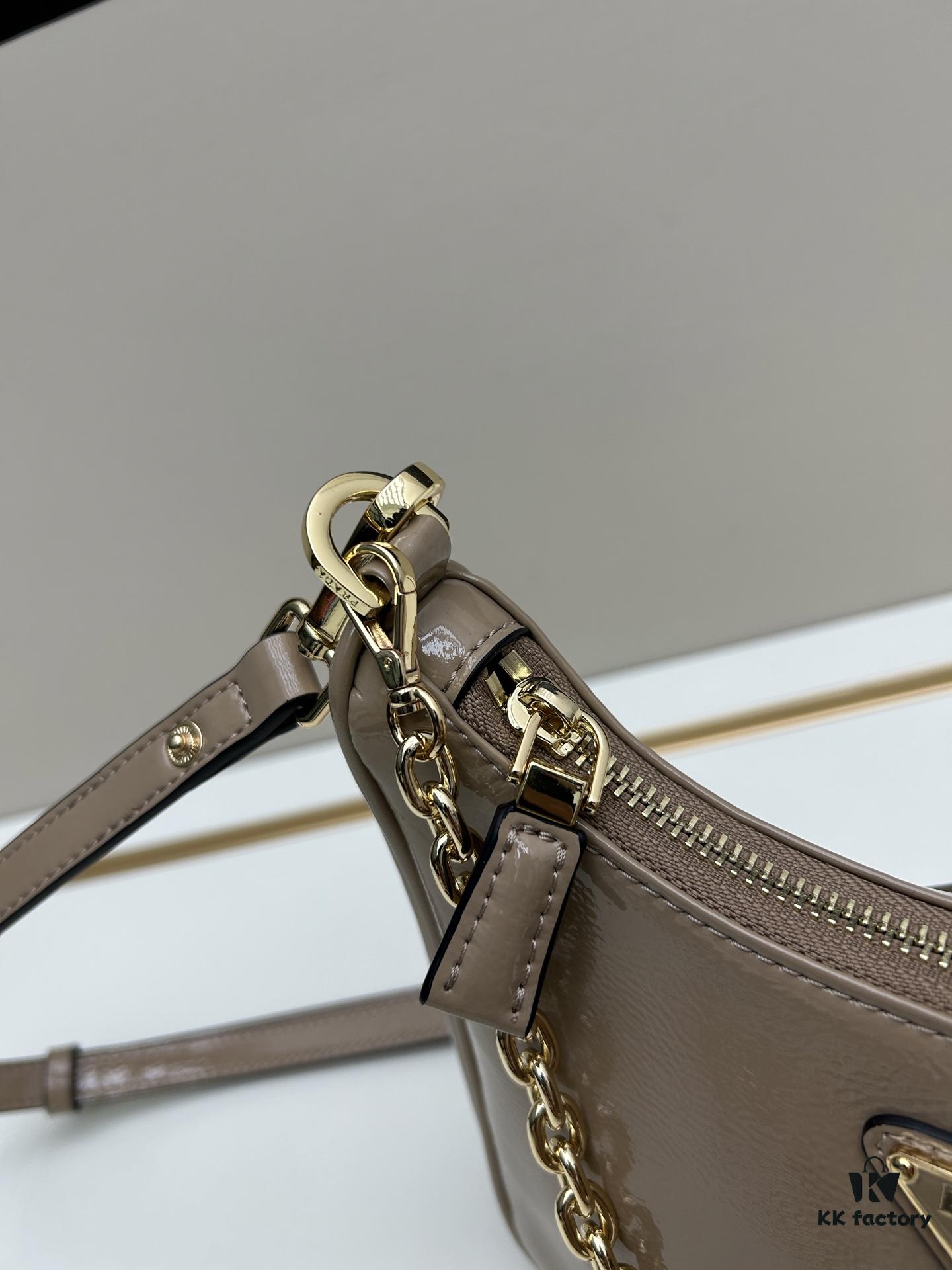 PRADA Re-Edition NaplaK Women's Shoulder or Crossbody Bag in Enamel-Finished Calfskin with Box 🎁