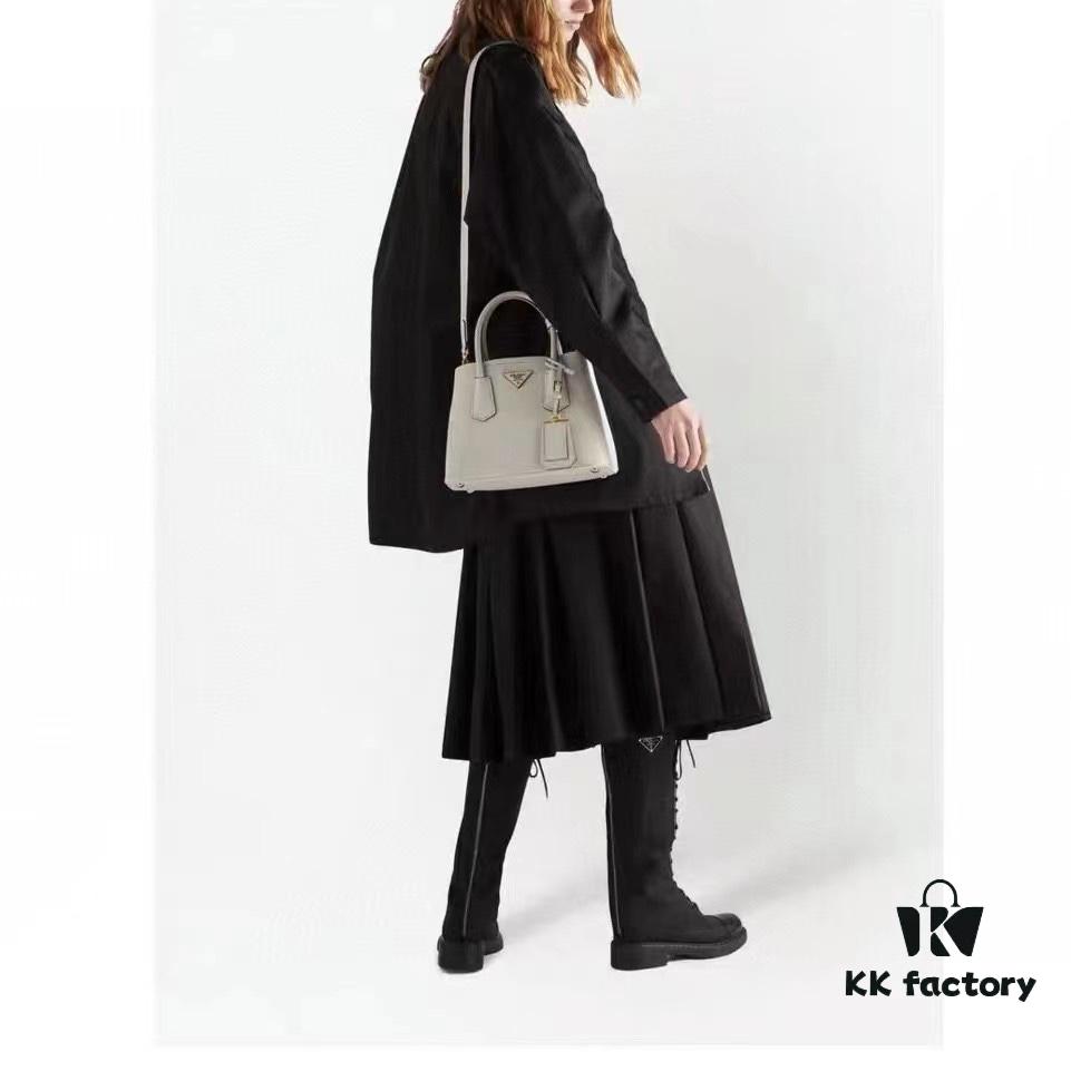 PRADA New Arrival (Mini Size) – Exquisite Saffiano Texture Handbag 1BH442