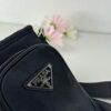 Prada Phone Bag with Exquisite Inlay Craftsmanship, Classic and Versatile Design, Actual Photo, 12*18