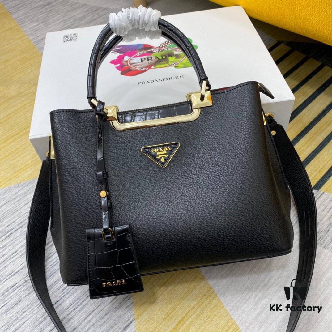 2020 New Arrival PRADA Handbag Model 66152 Size 30*22*14