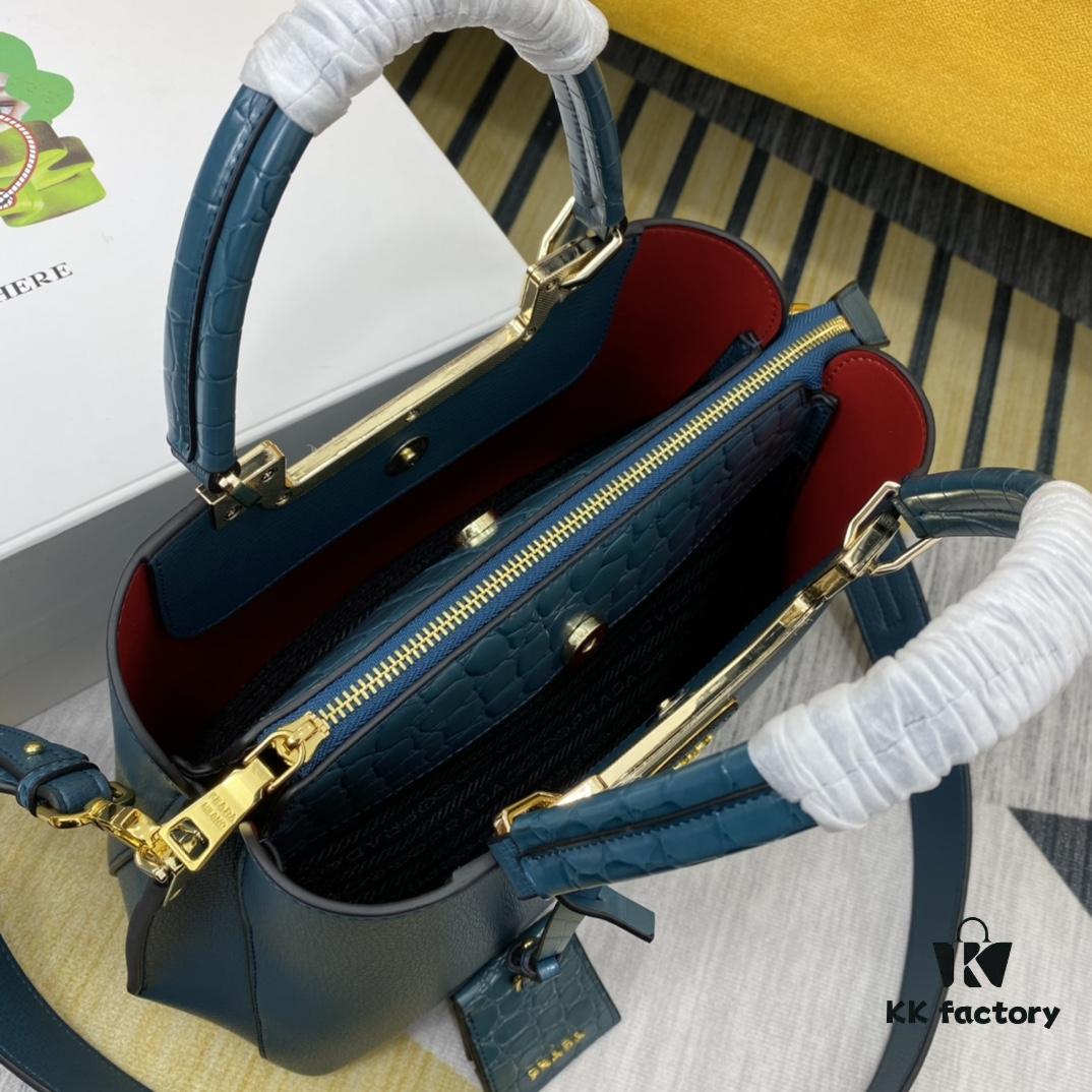 2020 New Arrival PRADA Handbag Model 66152 Size 30*22*14