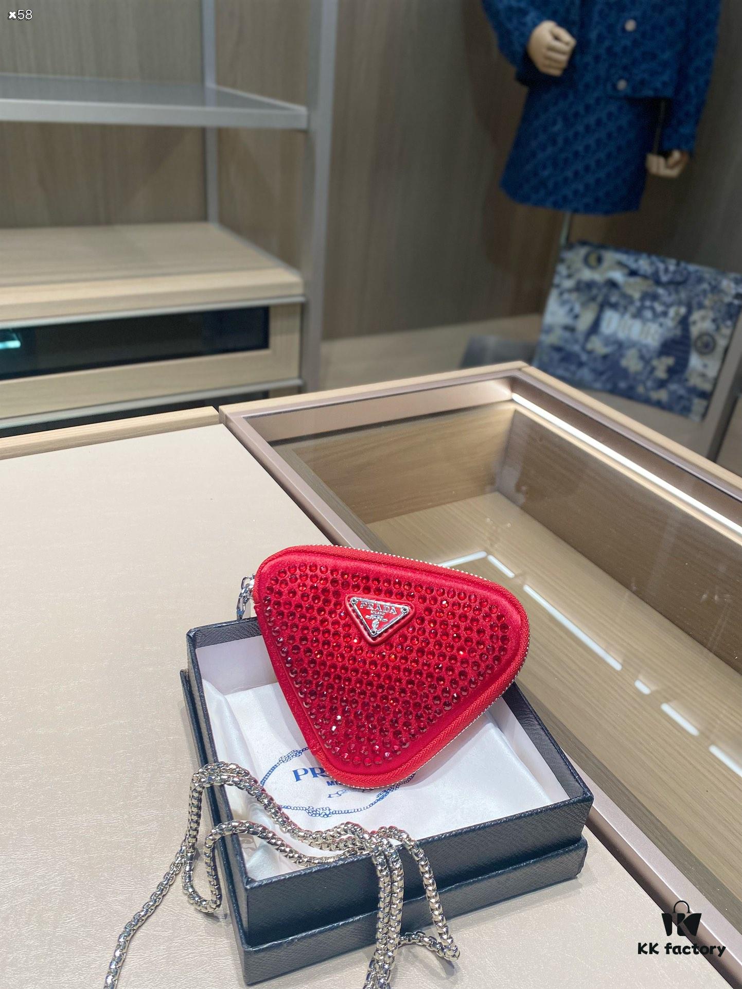 Prada Chain Triangle Bag, Clutch Wallet, 14.2 x 11 cm, Gift Box Included 🎁