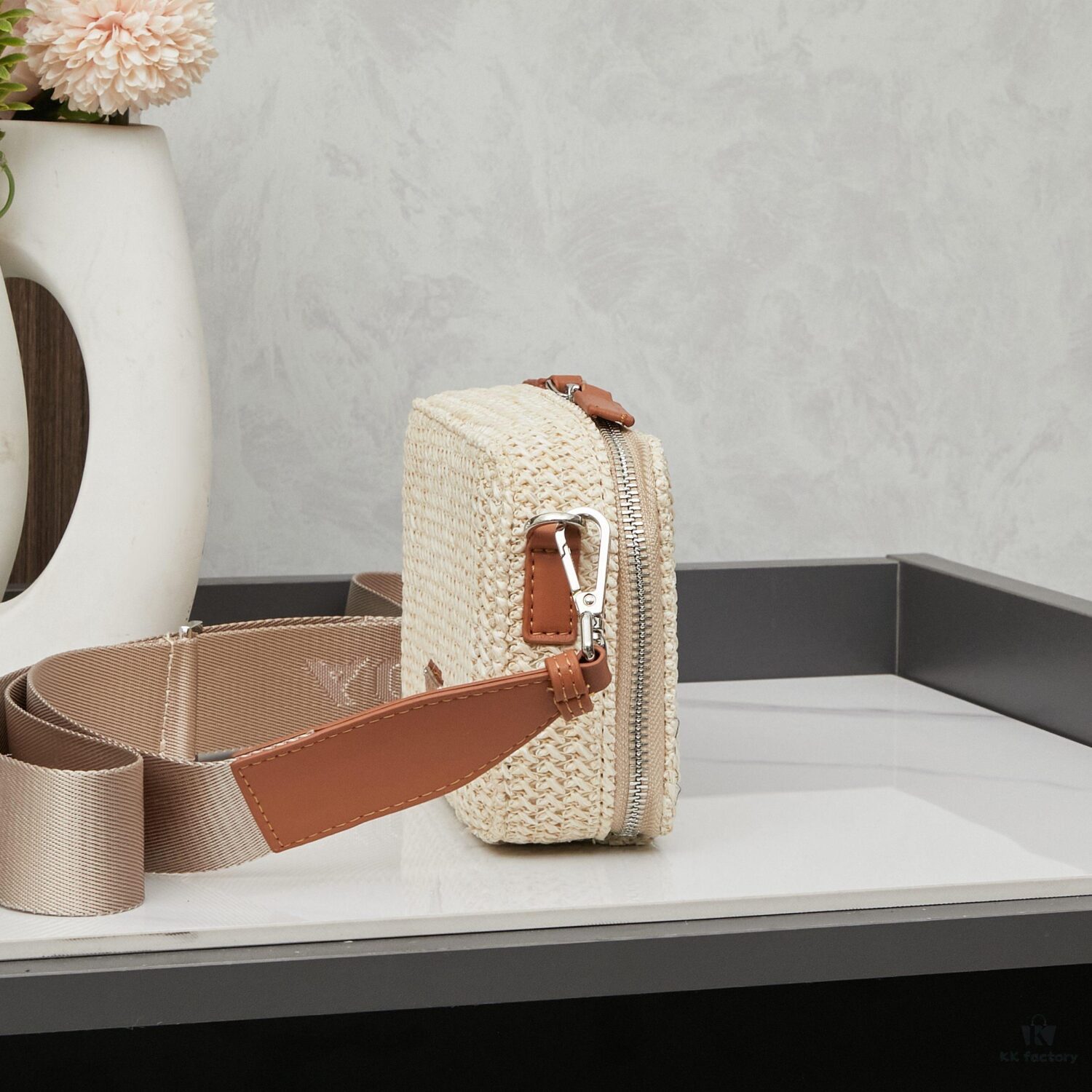 P Brand Raffia Camera Bag - Catch the Last Moments of Summer