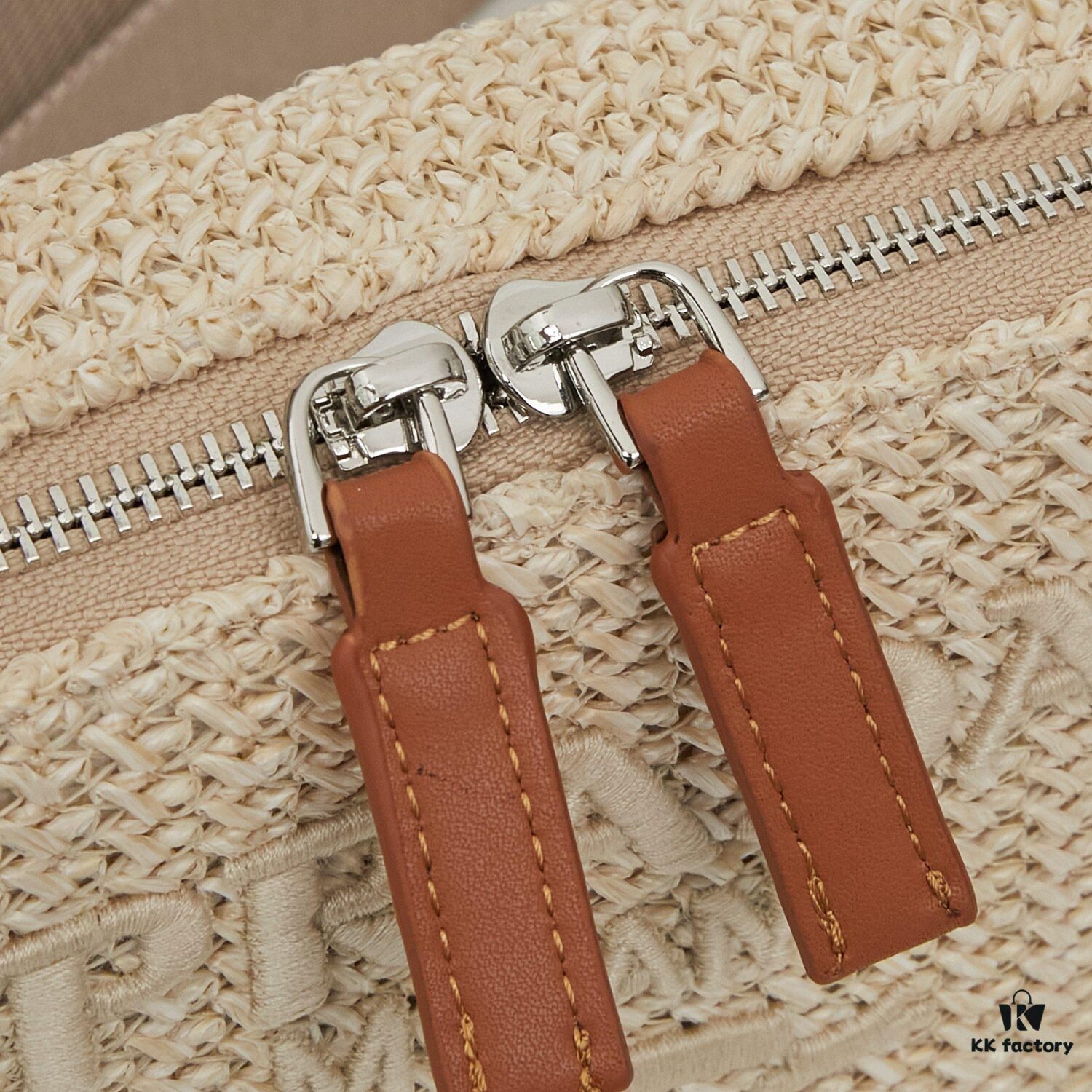 P Brand Raffia Camera Bag - Catch the Last Moments of Summer