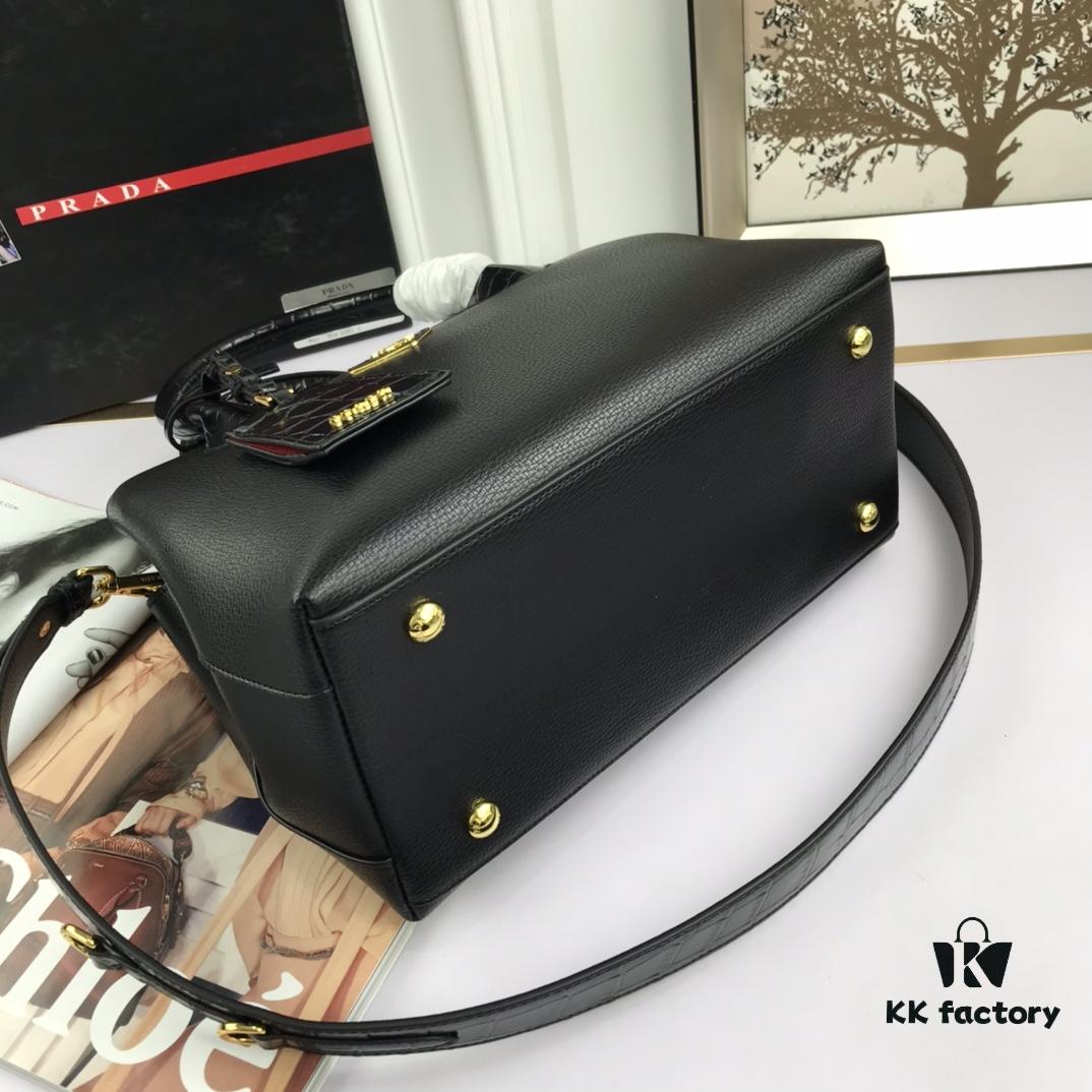 New Arrival 2020 PRADA Hot Global Launch - Model 66153, 30*24*14cm, Premium Calfskin with Glossy Crocodile Texture