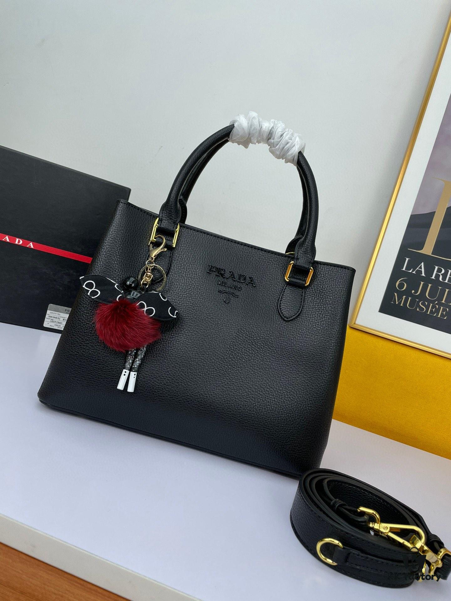New Arrival Prada 2107 (2020 Bestseller) – The Ultimate Statement Piece, Timeless Style, Perfect for Every Season and Outfit