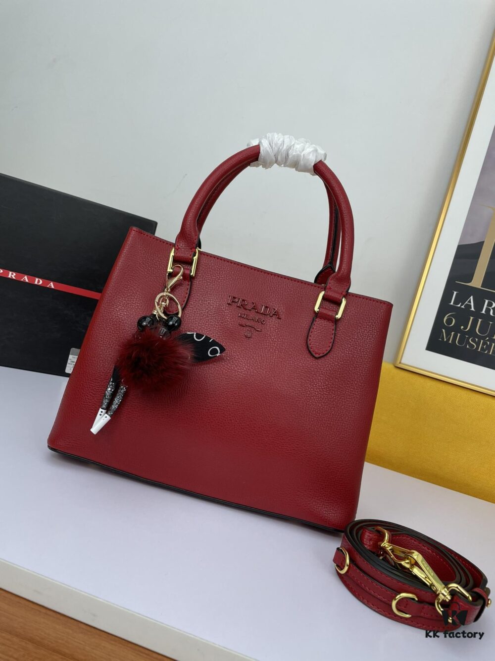 New Arrival Prada 2107 (2020 Bestseller) – The Ultimate Statement Piece, Timeless and Versatile