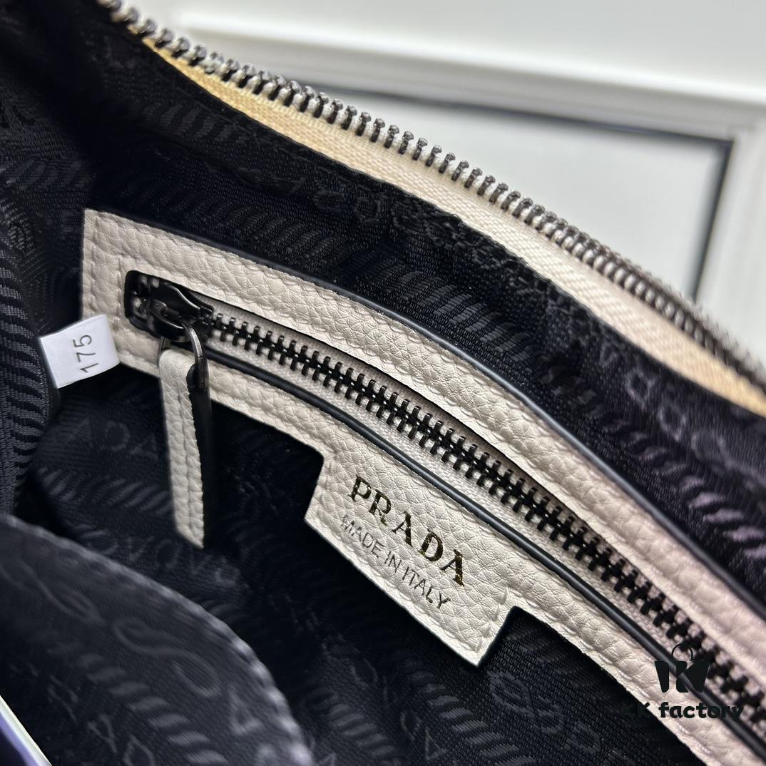 PRADA New Arrival French Elegance Winter Casual Style Small Shoulder Bag 5003S 21*13*5.5cm