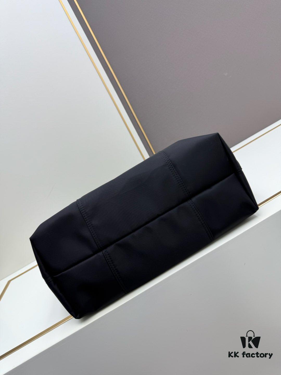 Prada Really Knows What They're Doing!!!