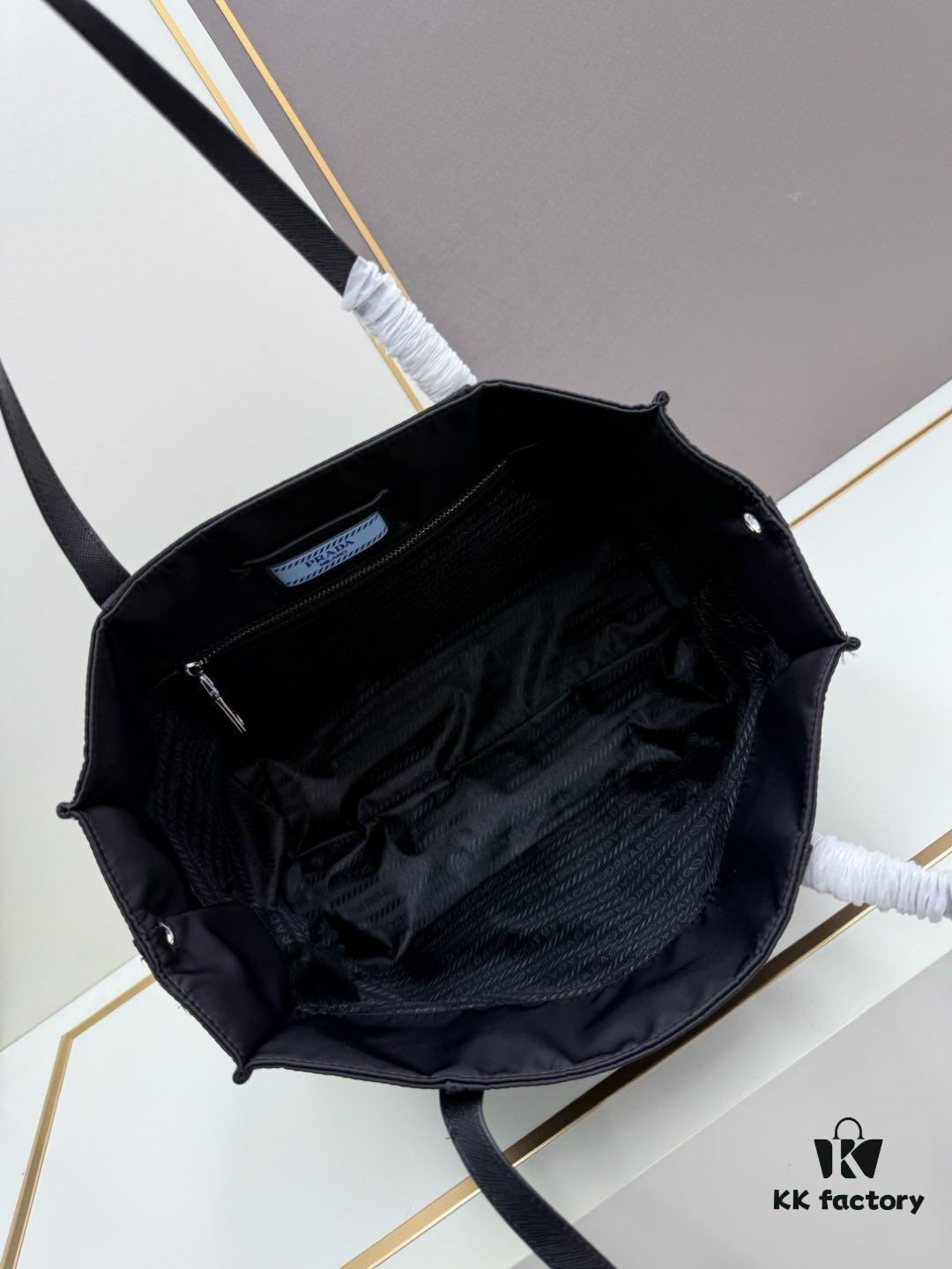 Prada Really Knows What They're Doing!!!