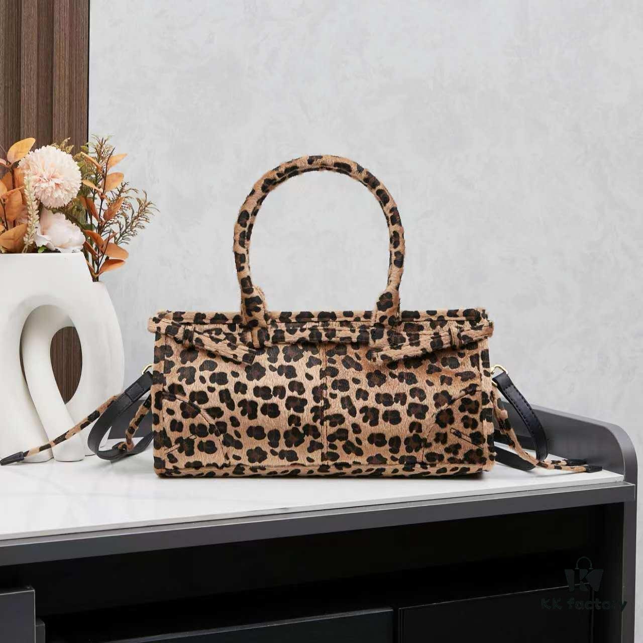 Prada Holidays ✨ This year's Holiday collection is absolutely stunning! The new leopard-print horsehair material on the best-selling bag design embodies wild elegance. The classic lamb wool and black velvet styles are must-have pieces for the holiday season.
