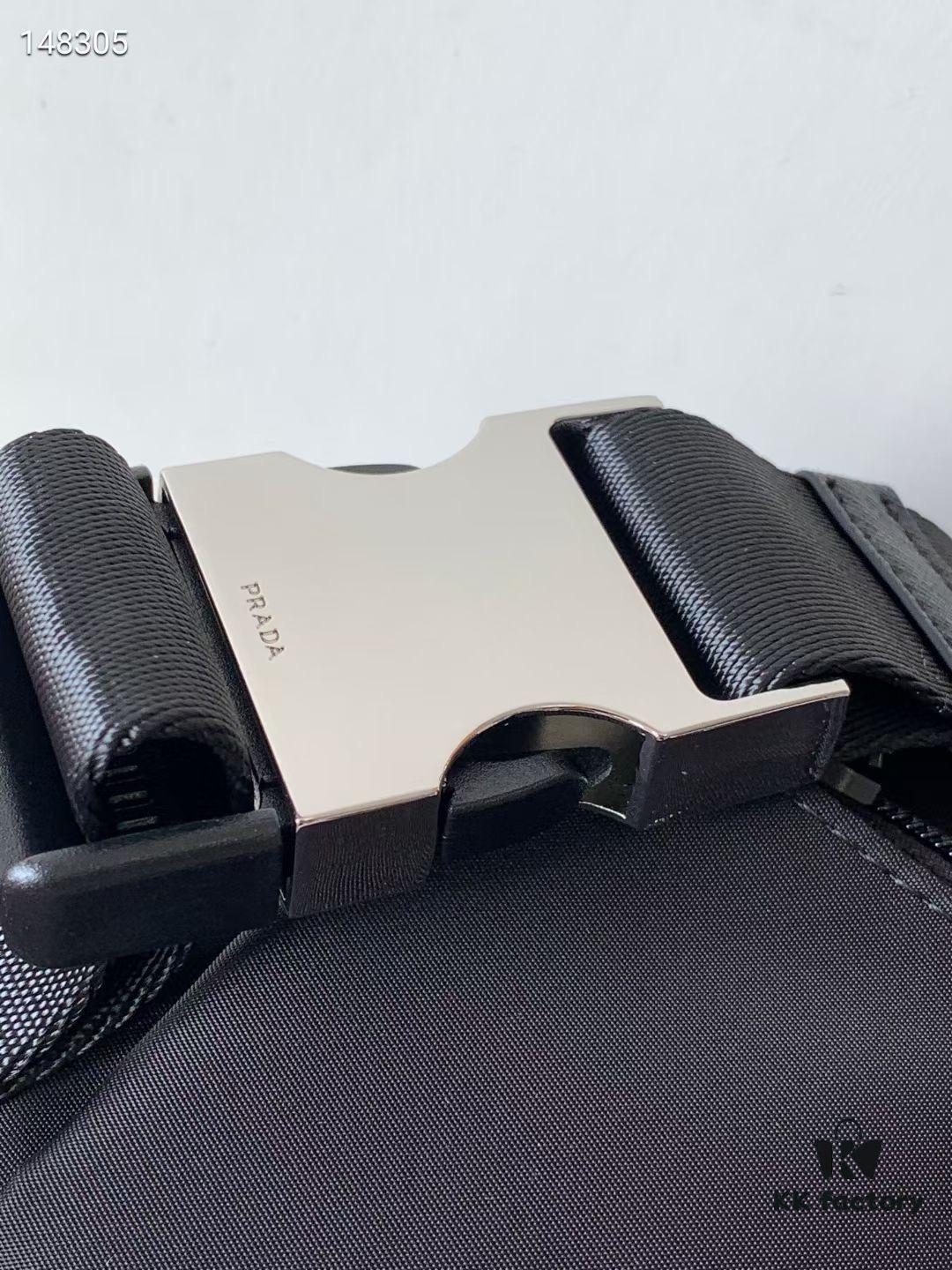 Prada Latest Model, High-End and Elegant, Fashionable and Stylish, Premium Waterproof Fabric, Super Practical