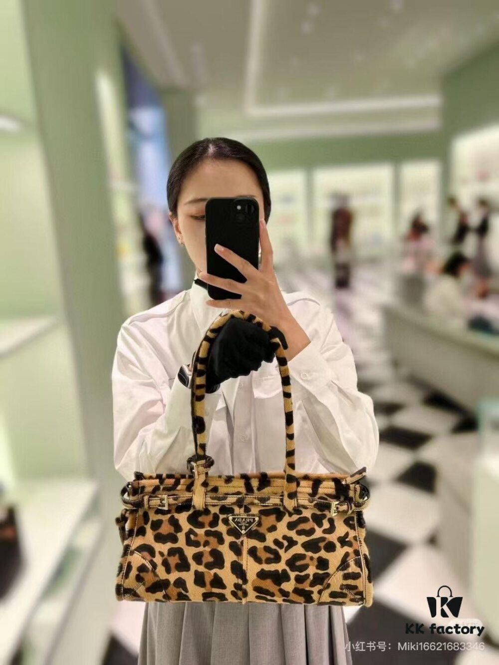 Prada Holidays ✨||| This year's Holiday collection is absolutely stunning—featuring the new leopard-print pony hair version of the best-selling bag, a wild expression of boldness. The classic lamb fur and black velvet styles remain must-have pieces for holiday season essentials.