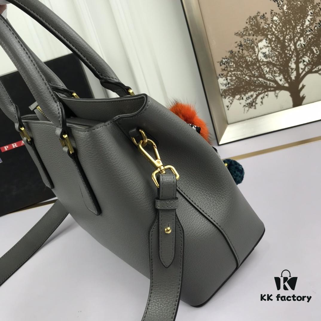 New Arrival 340🔥 Original High-Quality Prada 2020 Mouse Year Edition 🌹 (Free Doll Keychain with Purchase) – Classic & Timeless Design, Bestselling Minimalist Style