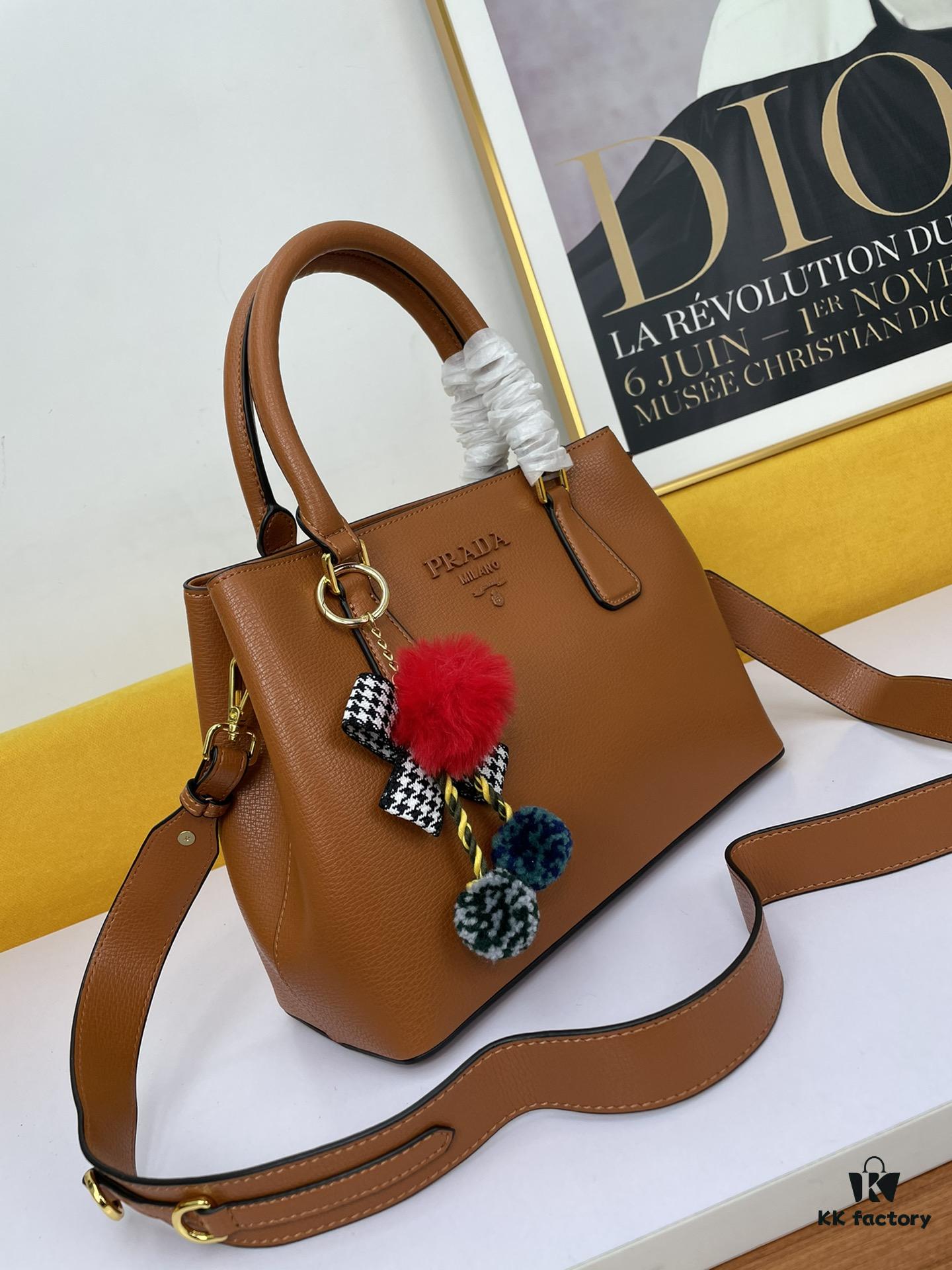 New Arrival 340🔥 Original High-Quality Prada 2020 Mouse Year Edition 🐭 Elegant Minimalist Bestseller in Fine Grain Calfskin with Light Gold Hardware