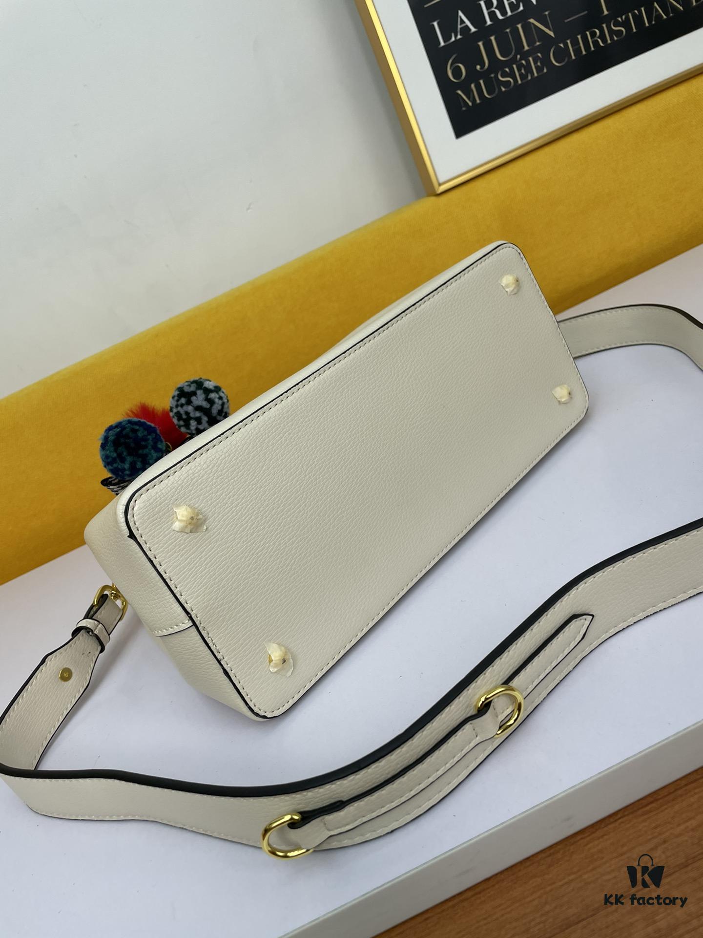 New Arrival 340🔥 Original High-Quality Prada 2020 Mouse Year Edition 🐭 Elegant Minimalist Bestseller in Genuine Fine-Grained Calfskin with Light Gold Hardware