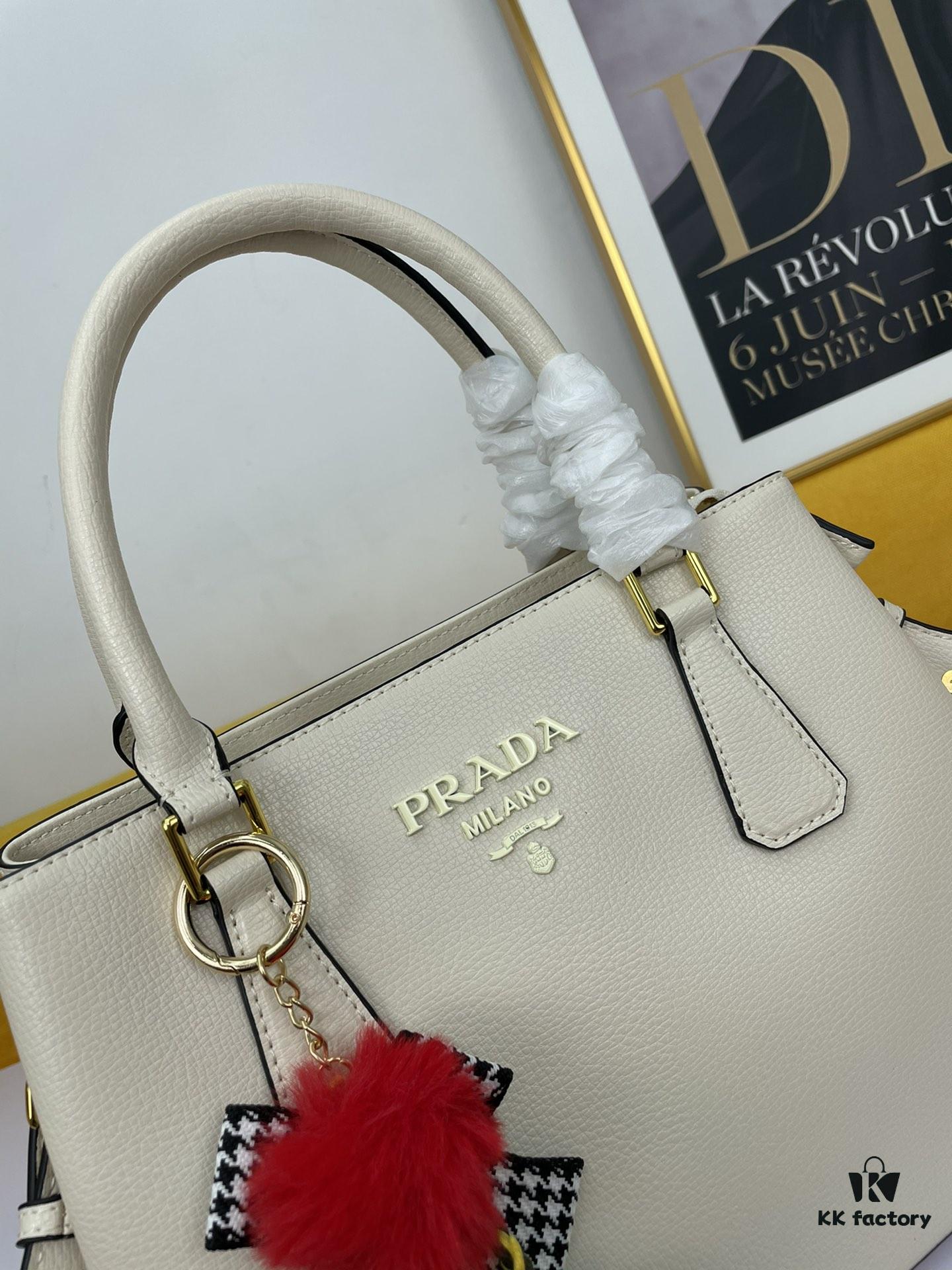 New Arrival 340🔥 Original High-Quality Prada 2020 Mouse Year Edition 🐭 Elegant Minimalist Bestseller in Genuine Fine-Grained Calfskin with Light Gold Hardware