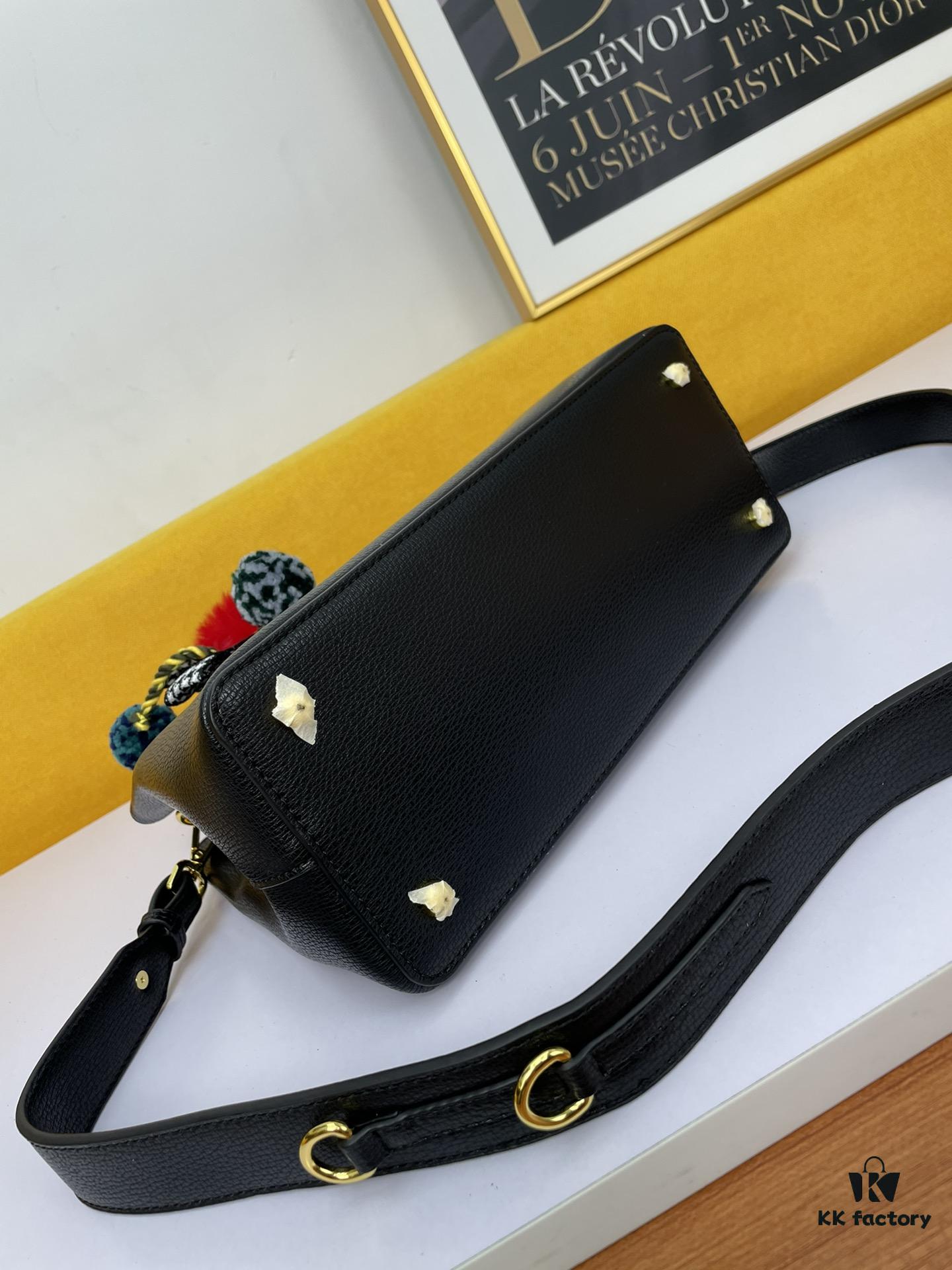 New Arrival 340🔥 Original High Quality🔥 Prada 2020 Mouse Year Edition [Rose] (Free Doll Keychain with Purchase) – Timeless Classic Design, Best-Selling Minimalist Style, Fine Grain Calfskin Leather, Light Gold Hardware, Soft Handle, Wide Strap, Premium Craftsmanship