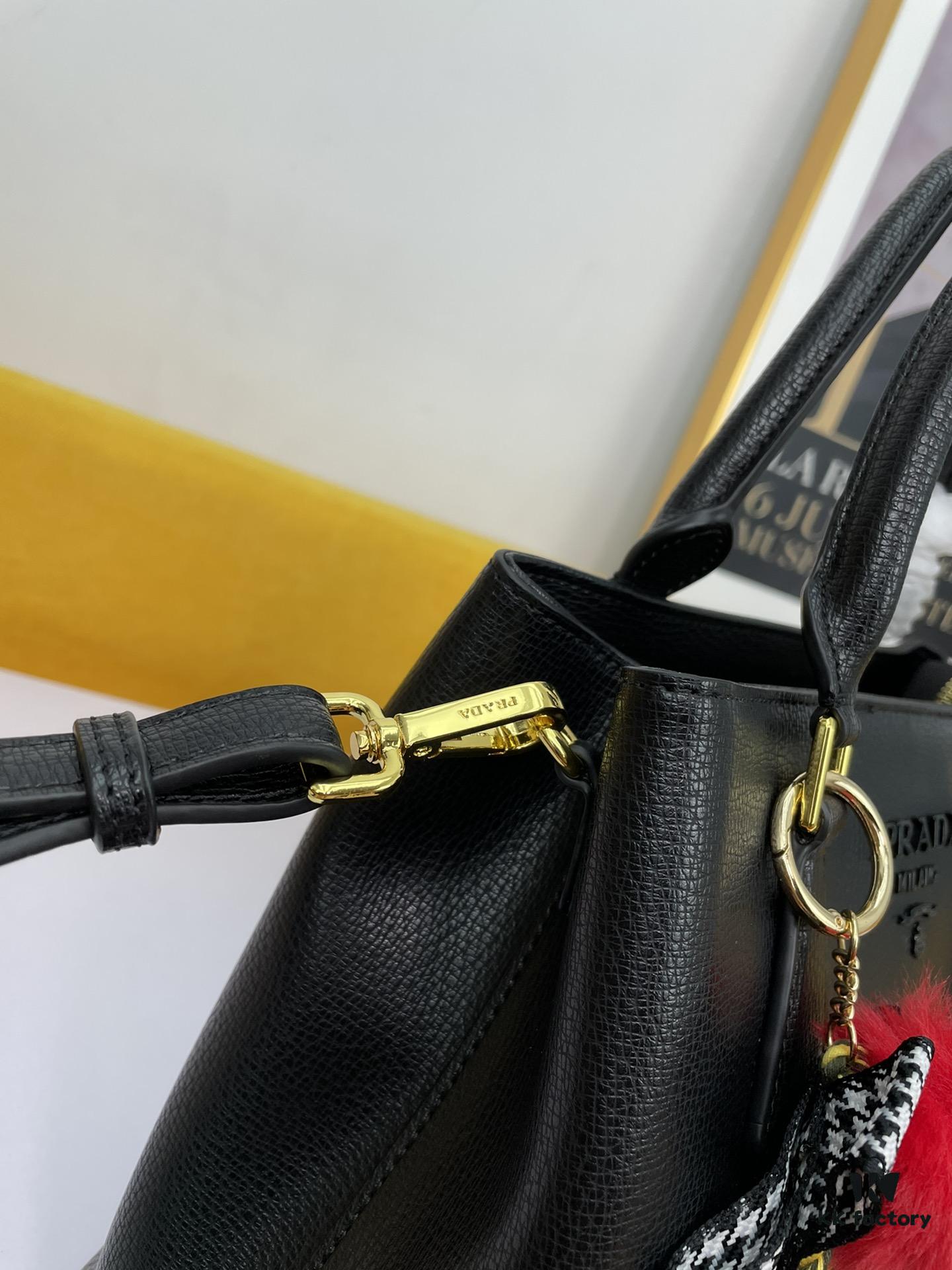 New Arrival 340🔥 Original High Quality🔥 Prada 2020 Mouse Year Edition [Rose] (Free Doll Keychain with Purchase) – Timeless Classic Design, Best-Selling Minimalist Style, Fine Grain Calfskin Leather, Light Gold Hardware, Soft Handle, Wide Strap, Premium Craftsmanship