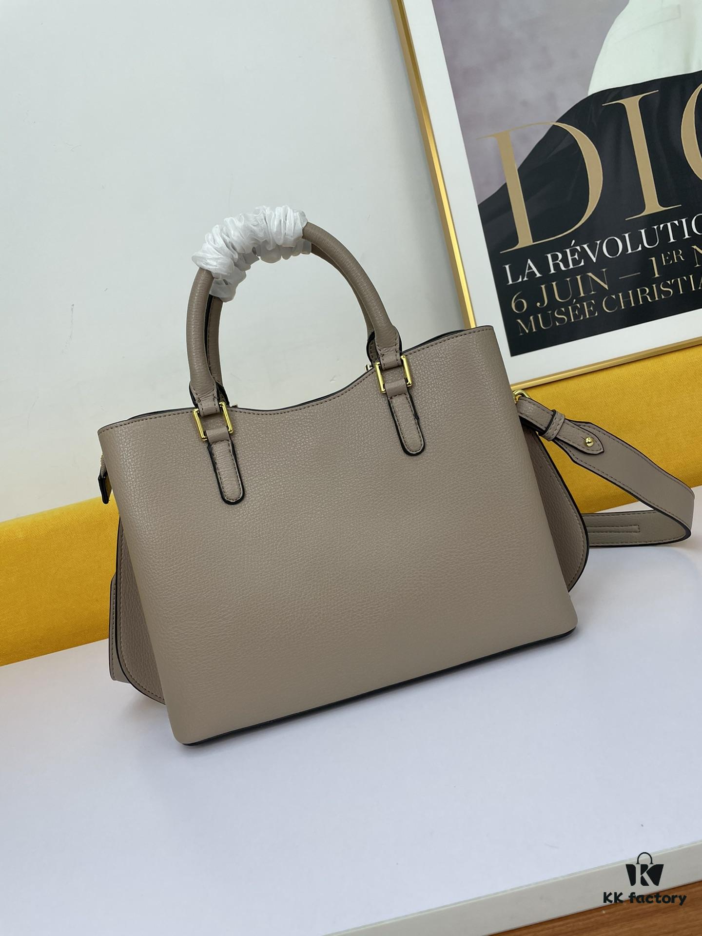 New Prada 5002 (2020 Bestseller) – The Ultimate Versatile Bag with Timeless Style and Powerful Presence