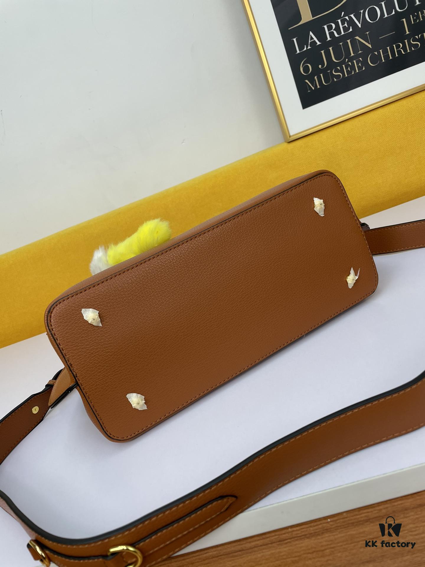 New Prada 5002 (2020 Bestseller) – The Ultimate Versatile Statement Piece, Timeless Design, Perfect Embossed Lychee Texture, Handheld or Crossbody, Essential for Every Season