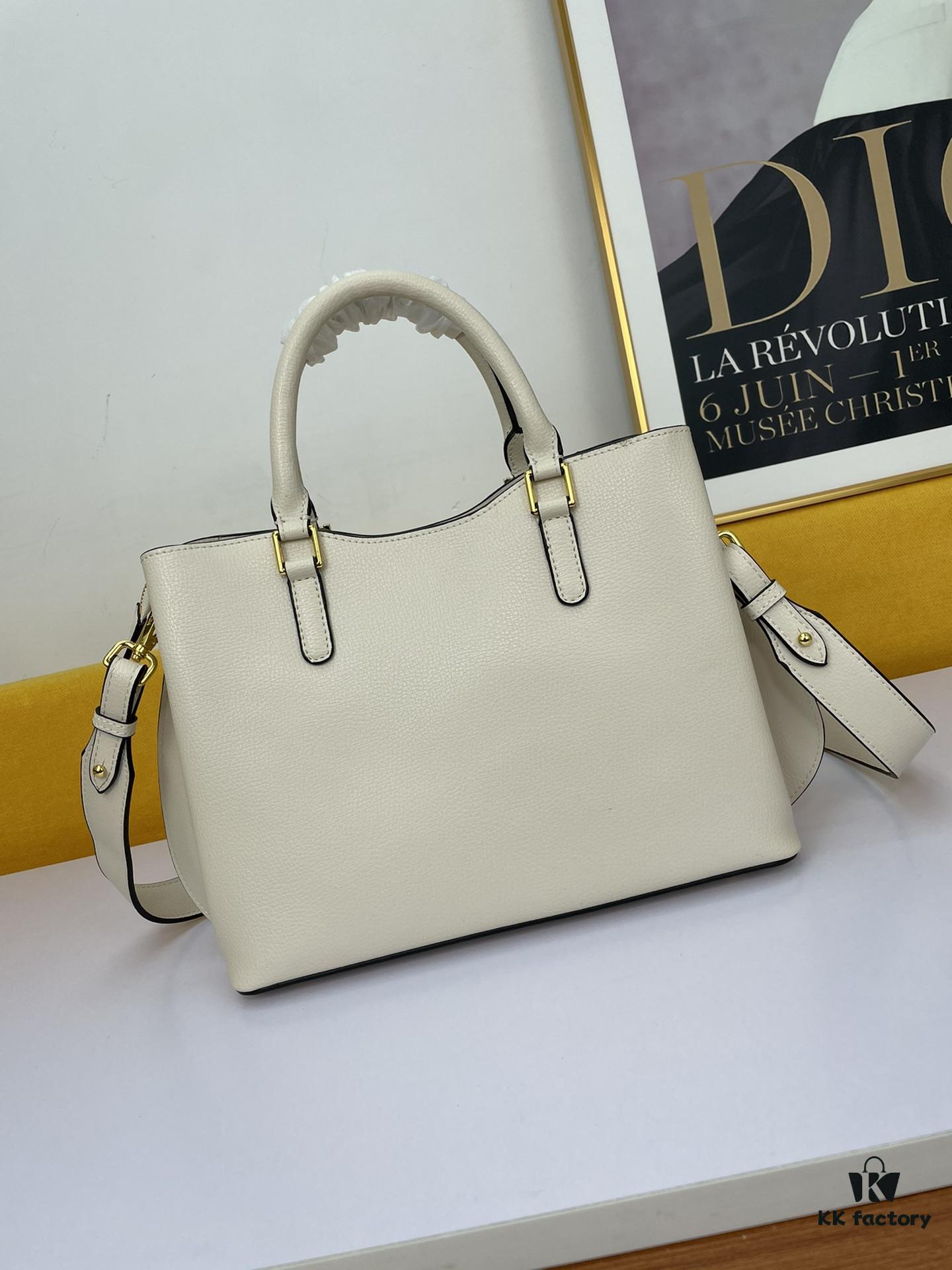 New Prada 5002 (2020 Bestseller) – The Ultimate Versatile Bag with Timeless Style