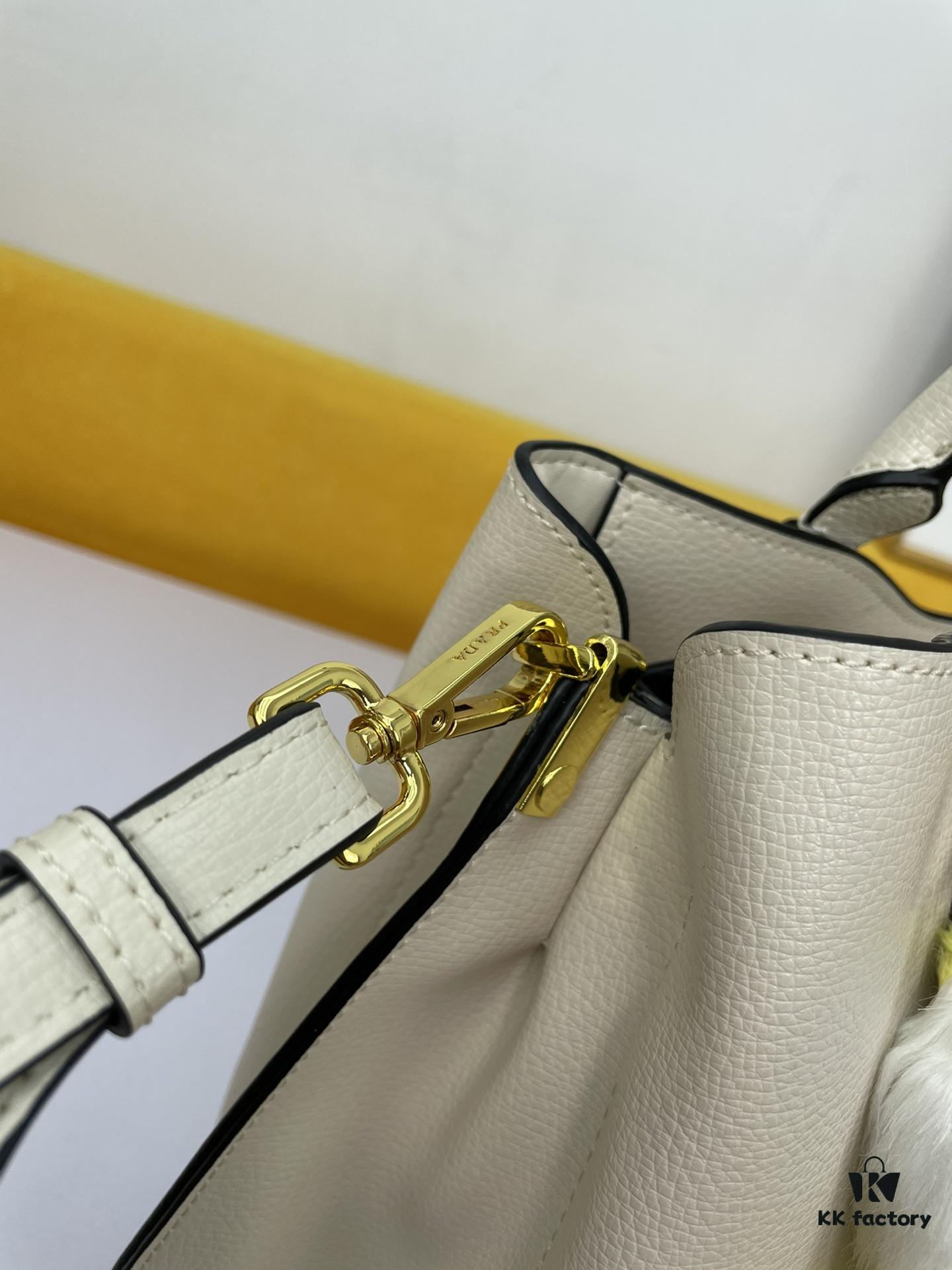 New Prada 5002 (2020 Bestseller) – The Ultimate Versatile Bag with Timeless Style