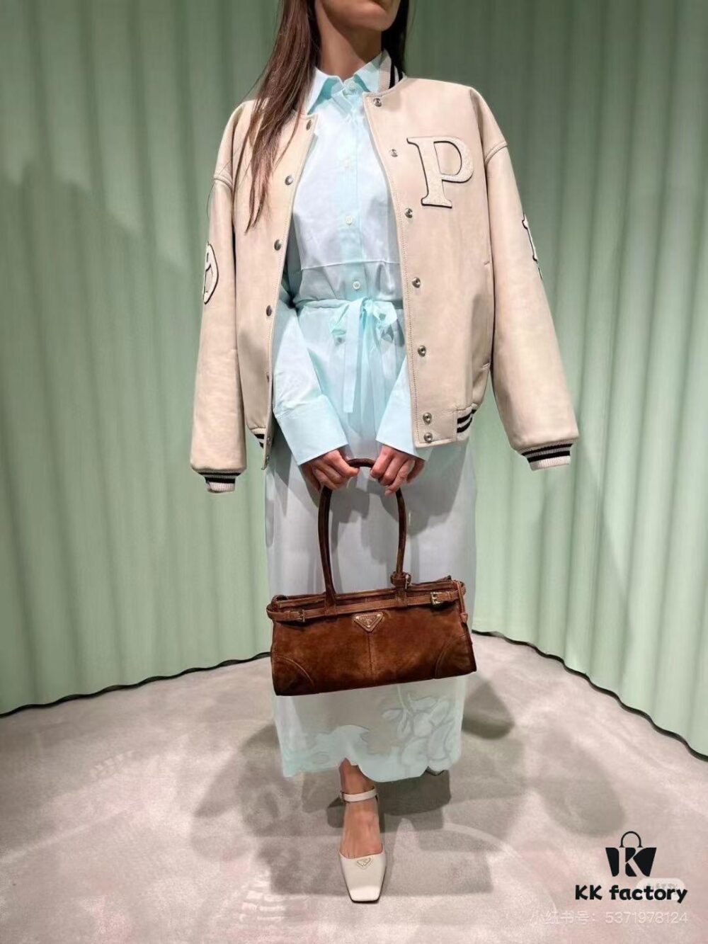 PRADA New Arrival Matte Black Waxed Leather Tote Bag 2452