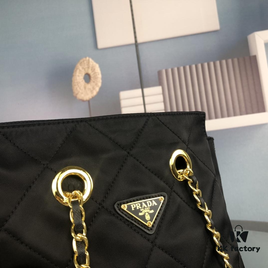 PRADA Vintage Chain Bag - Retro Style, Original Parachute Fabric, Authentic Hardware, Versatile Fashion Accessory