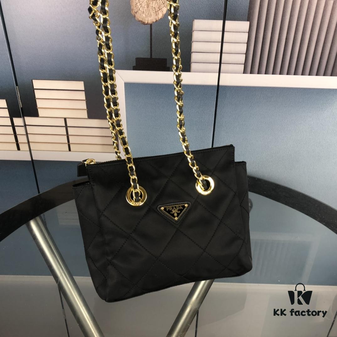 PRADA Vintage Chain Bag - Retro Style, Original Parachute Fabric, Authentic Hardware, Versatile Fashion Accessory