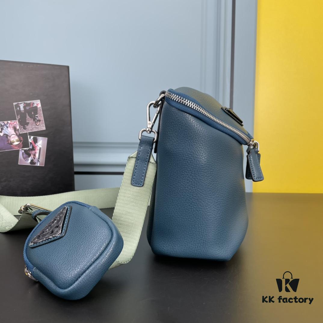 PRADA New Arrival Counter Style (Triple-Layer Full Leather) Shoulder Bag