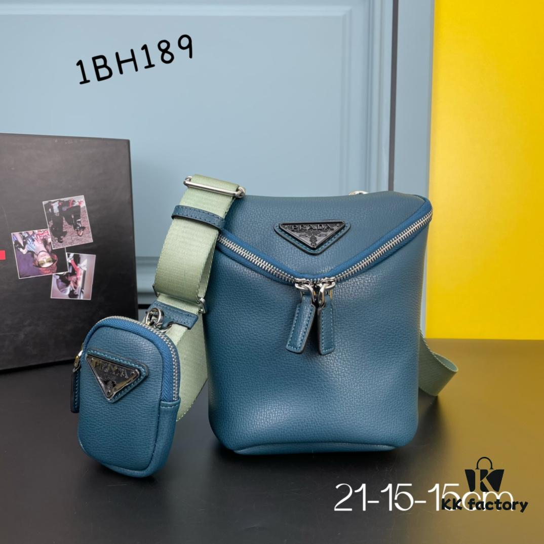 PRADA New Arrival Counter Style (Triple-Layer Full Leather) Shoulder Bag