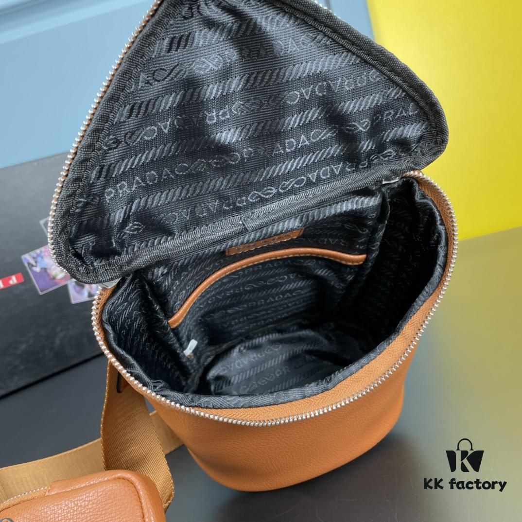 PRADA New Arrival (Tri-Composite Full Leather) Shoulder Bag