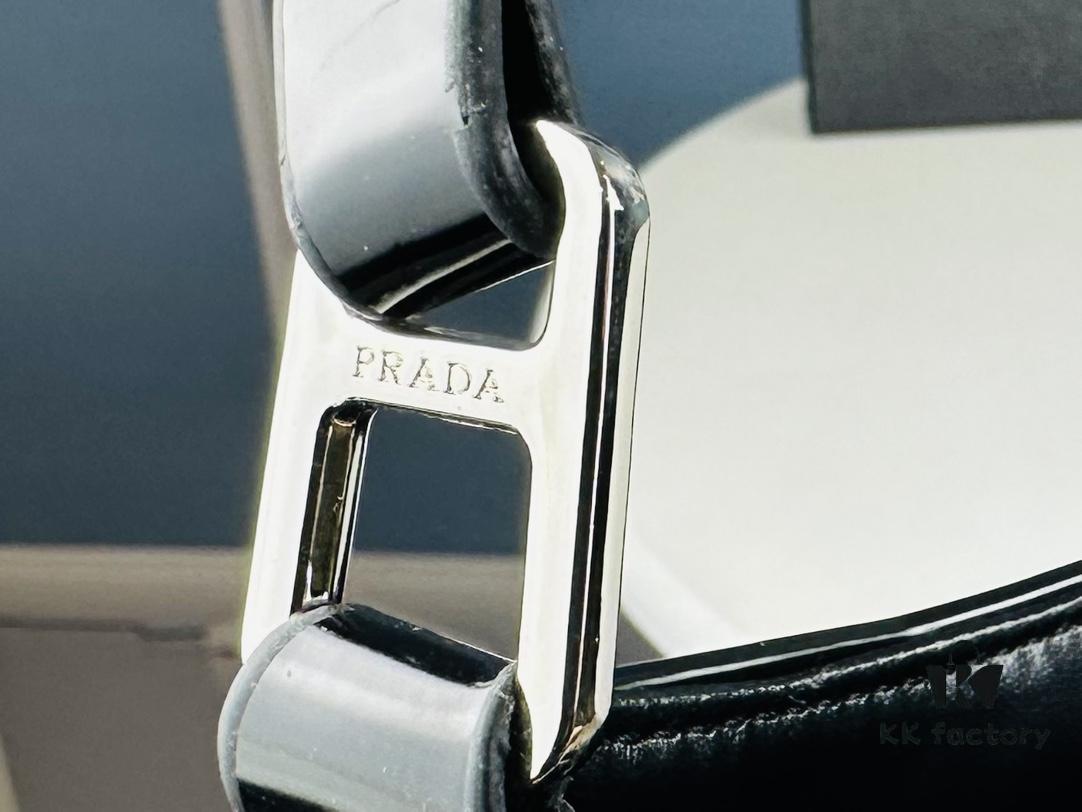 PRADA 2021 Spring/Summer Hobo Handbag, Premium Calfskin Leather, Original Factory Custom Material