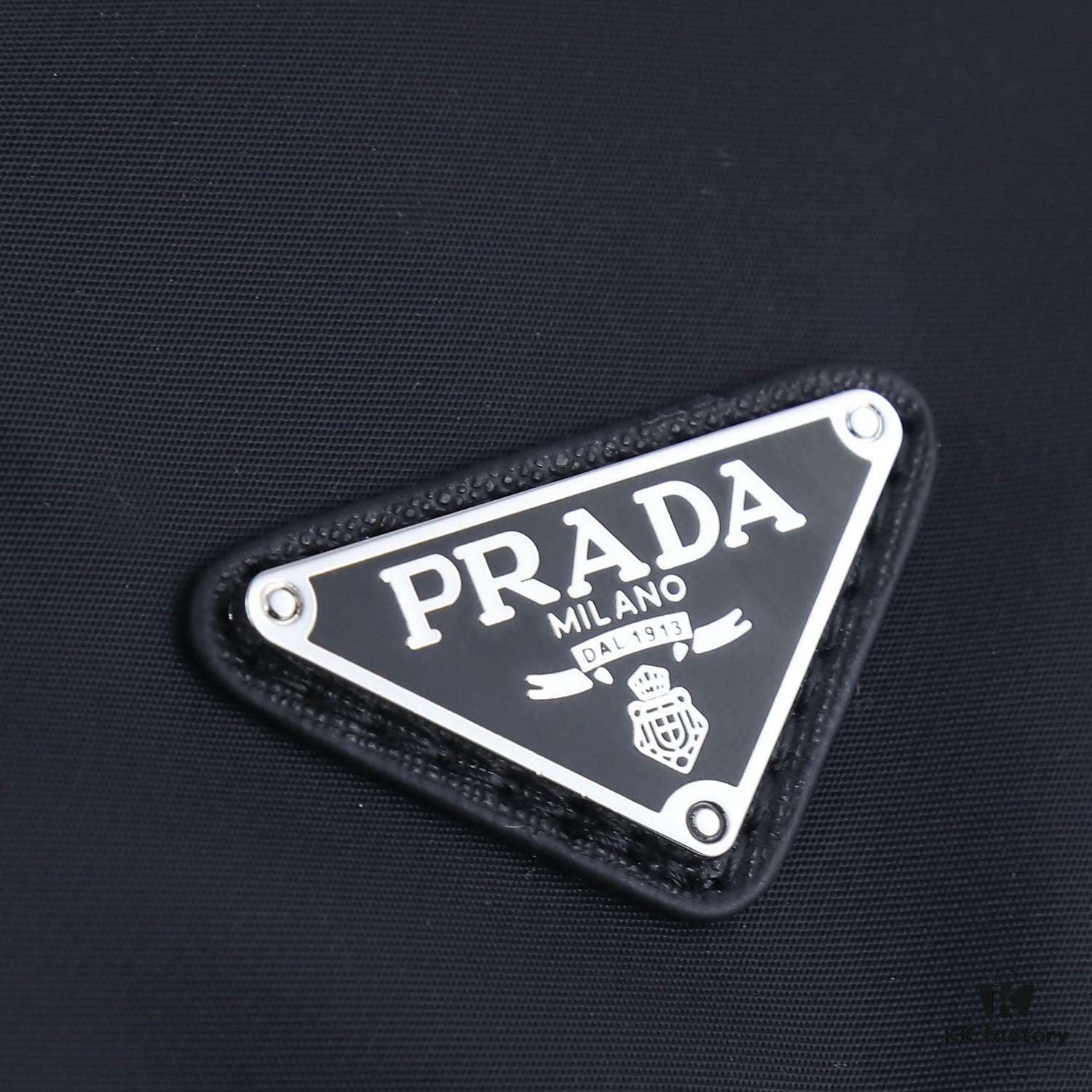 Prada Latest Tri-Combination Messenger Bag 2VD034