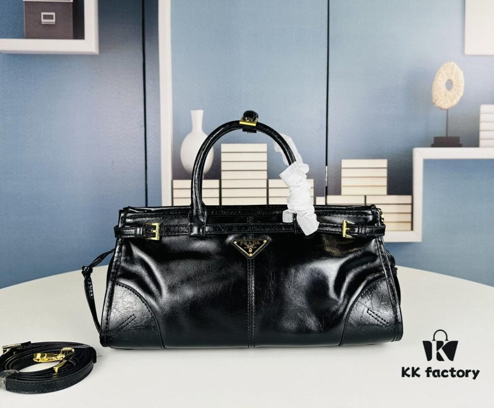 PRADA New Arrival Vintage Style Black Wax Leather Tote Bag