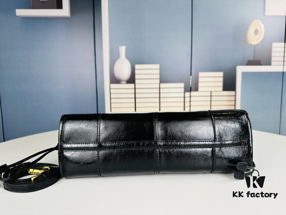 PRADA New Arrival Vintage Style Black Wax Leather Tote Bag