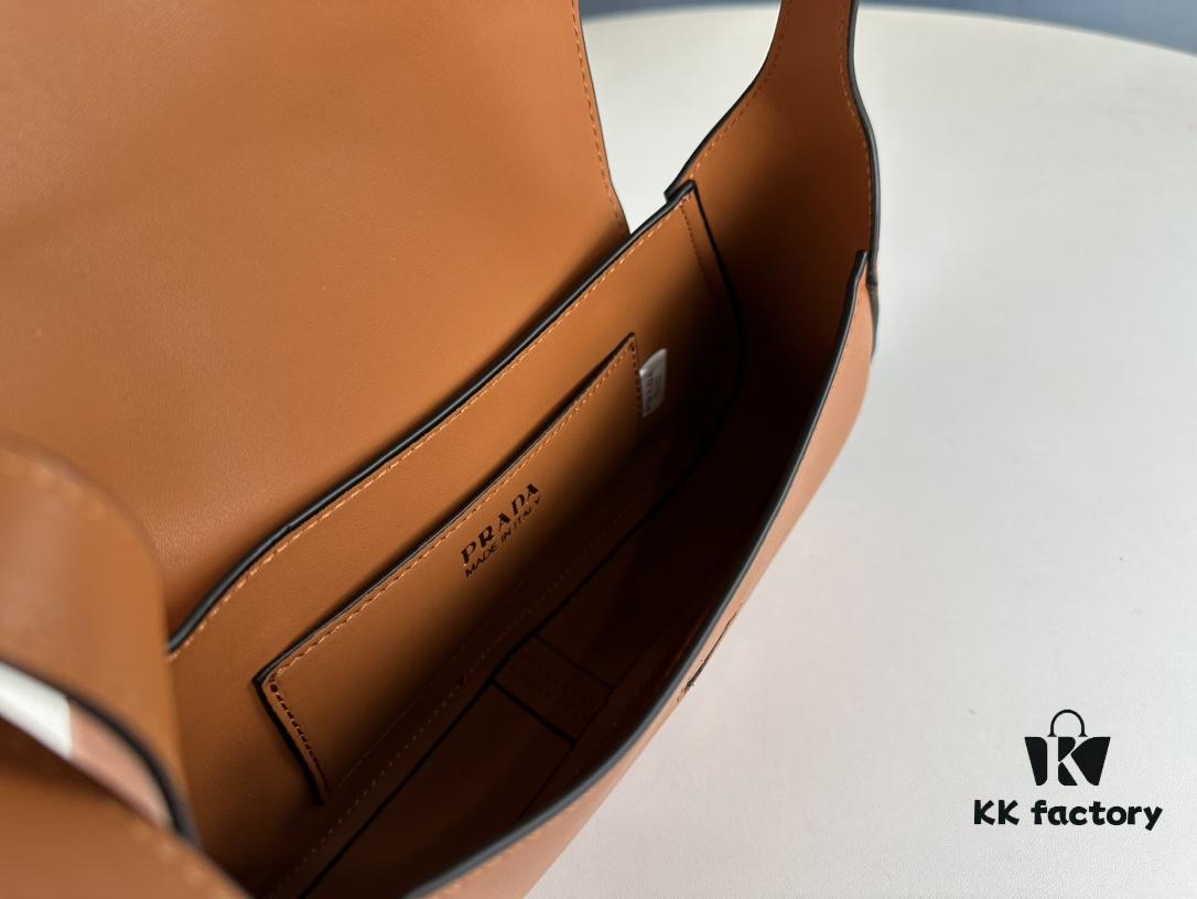 2024 Spring New Prada Small Genuine Leather Shoulder Bag, Model No. 819