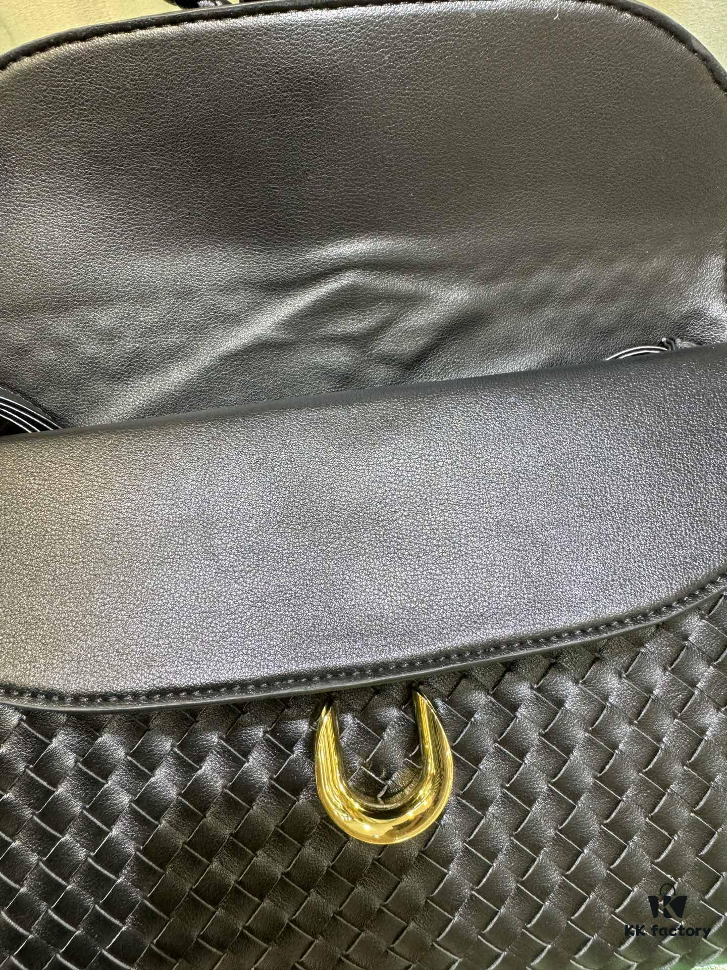 Cowhide Leather Bag - Shu Qi's Same Style BV Liberta Bag, The Epitome of Elegance