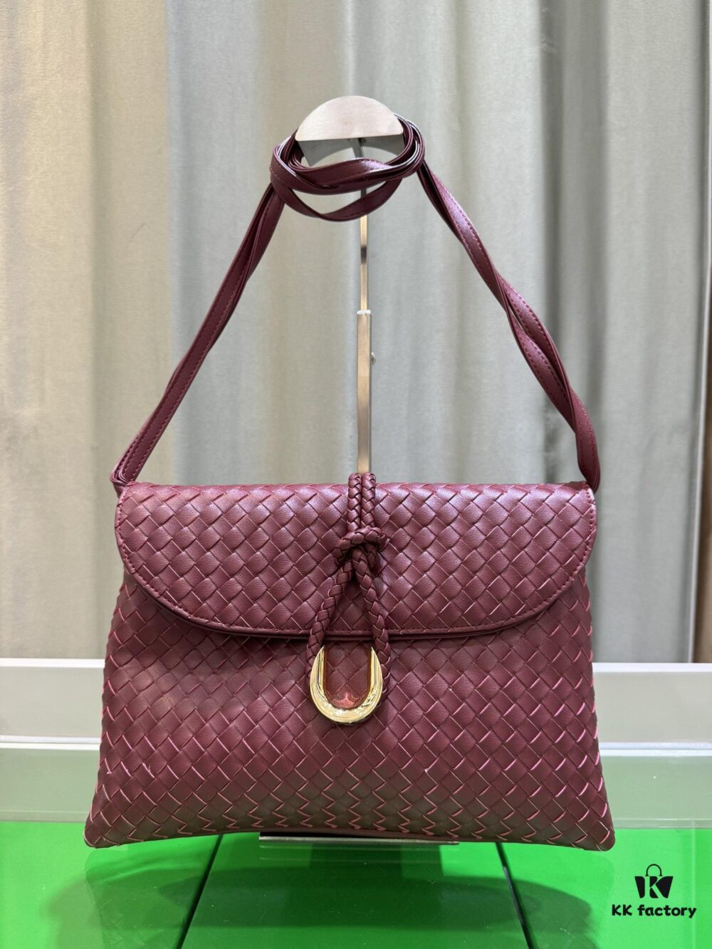 Calfskin Leather Bag, Shu Qi's Same Style BV Liberta Bag! The Epitome of Elegance